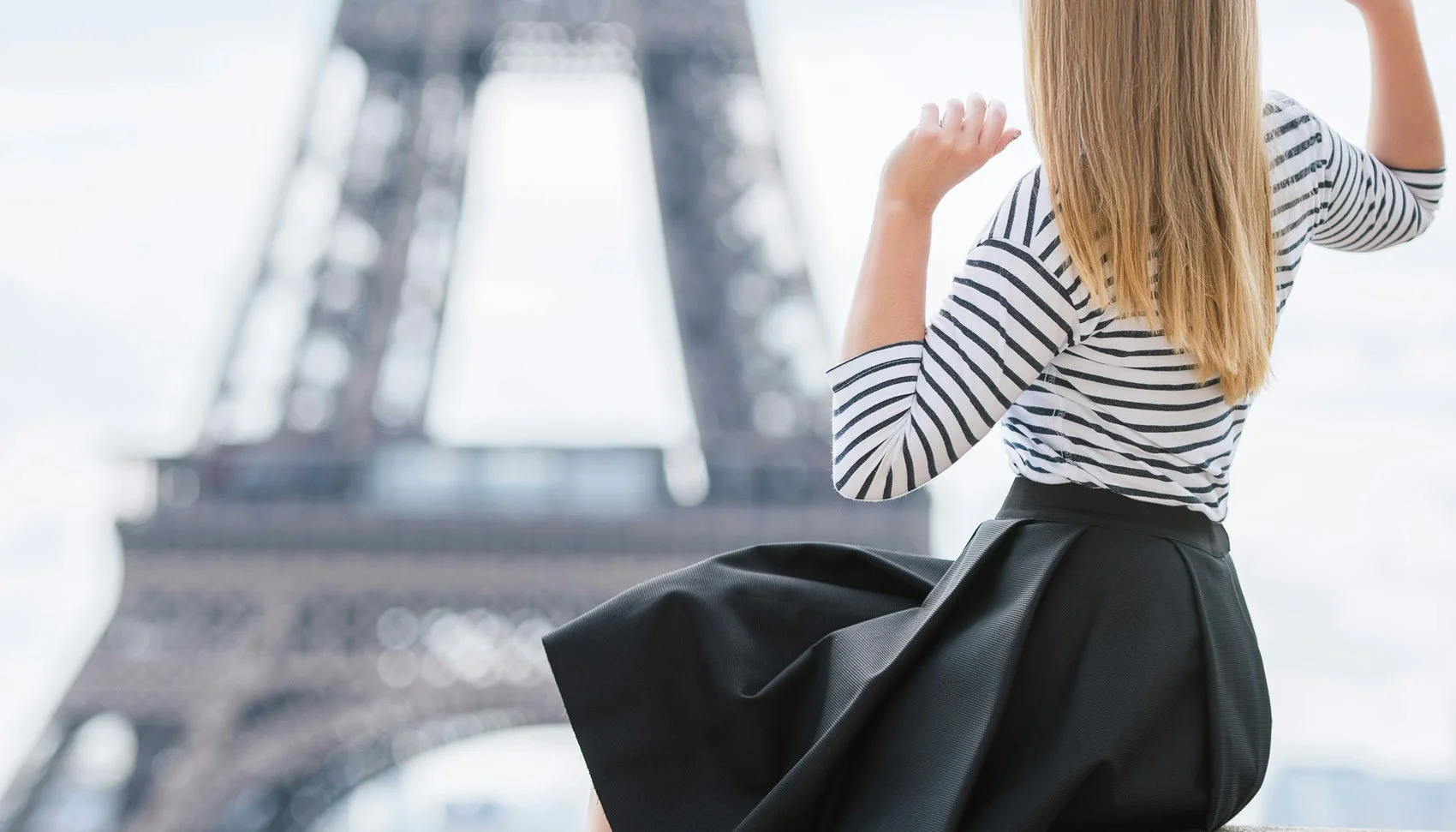 Le Tee Paris Clothing