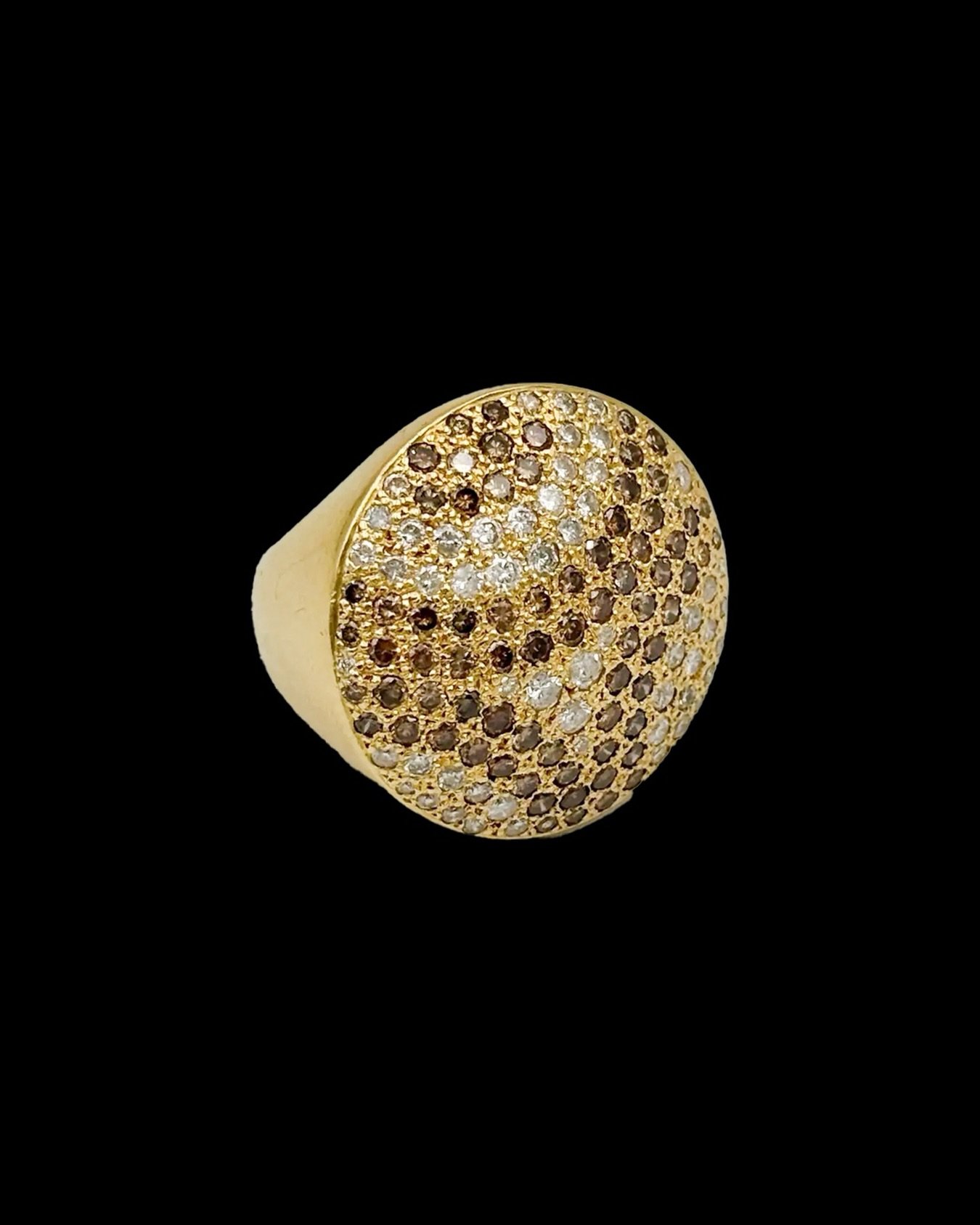 Cartier 1999, 18K gold ring, Diamonds 1.25 carats, size 52.

Weight 20.8g.