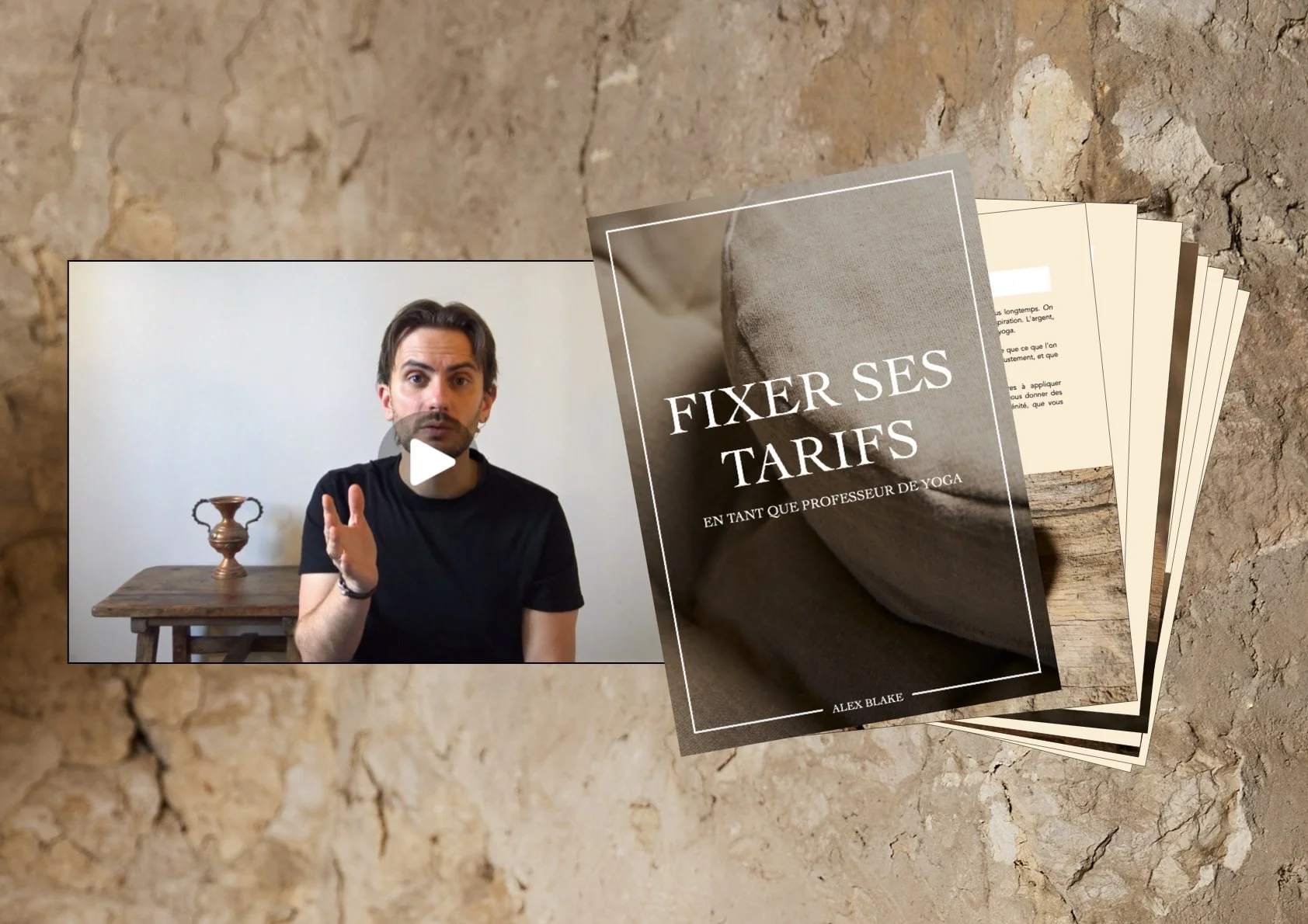 Une vidéo d'un homme qui parle, avec un texte intitulé "Fixer ses tarifs" pour un guide de yoga, posé sur une surface en pierre.