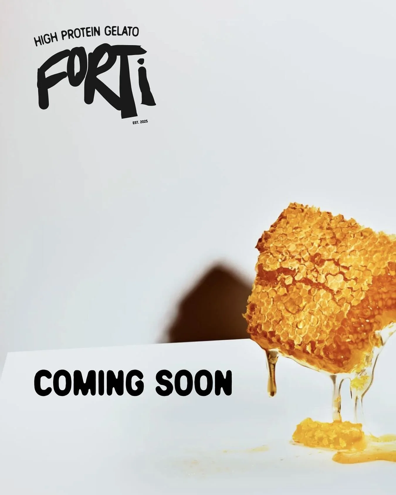 Protein snacks shouldn&rsquo;t taste like a lab experiment. Simple ingredients. Uncompromised taste. 🍯

#gelato #protein #ukfitness #highproteinsnack #health #macrofriendly #ukfoodie