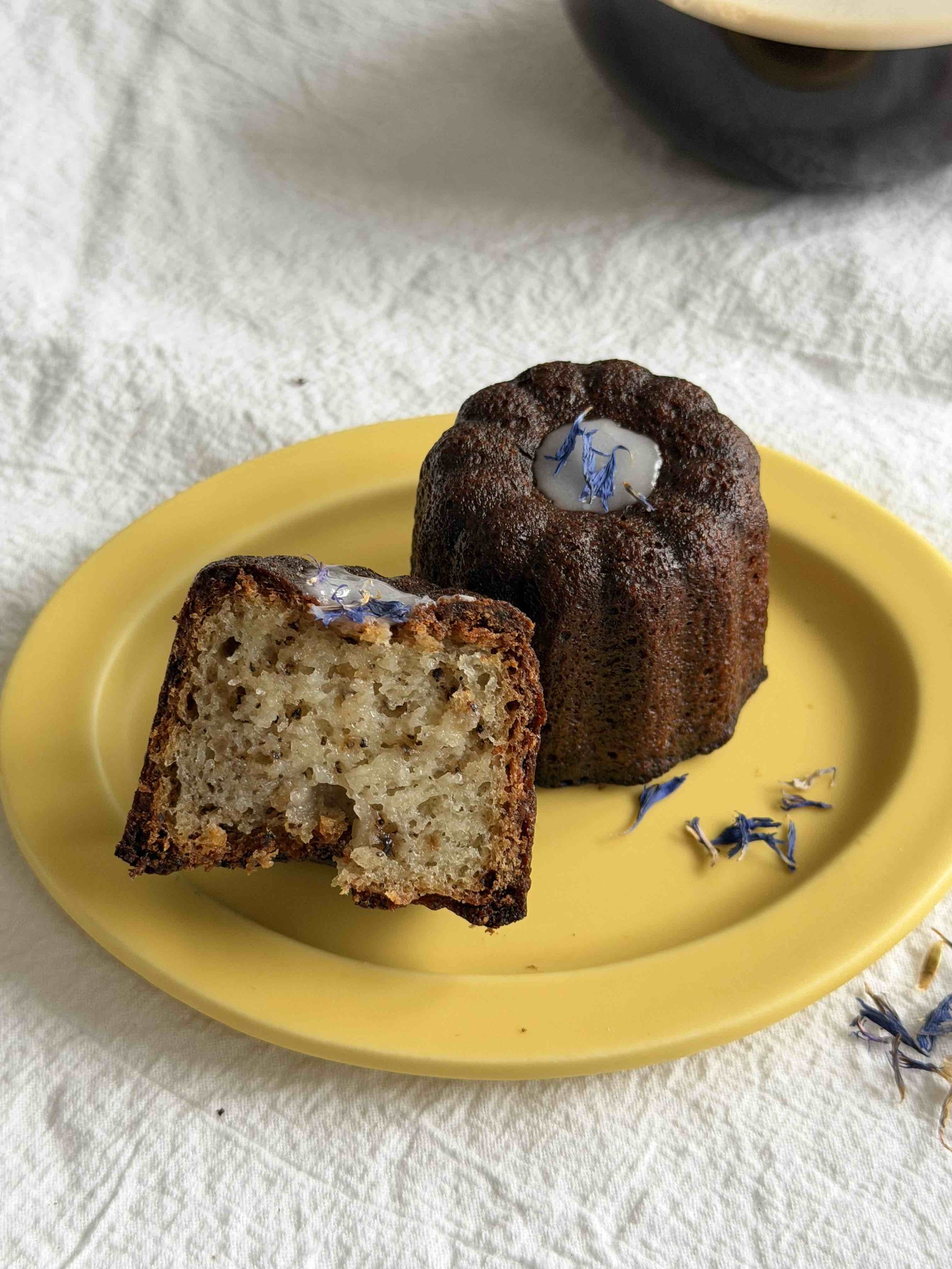 Earl Grey Canelé