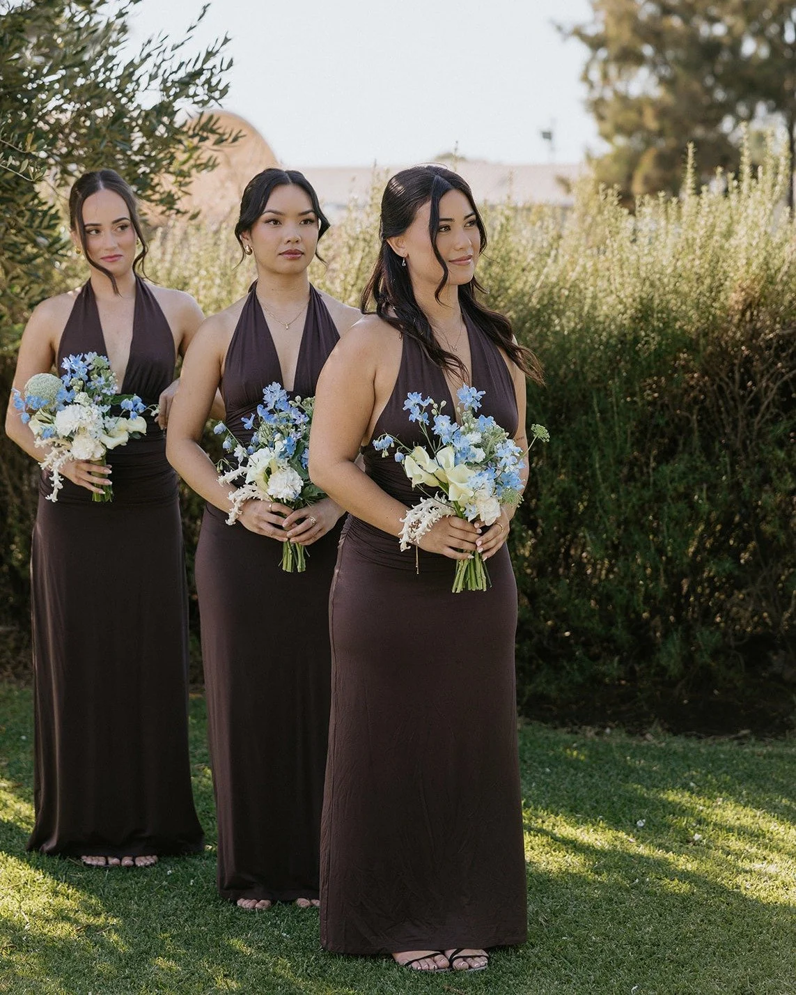 A moment for these pensive and serene bridesmaids

Photo @kar@kalahmartinphotography 

 #perthweddings #perthflorist 
 #gardenstylebouquet