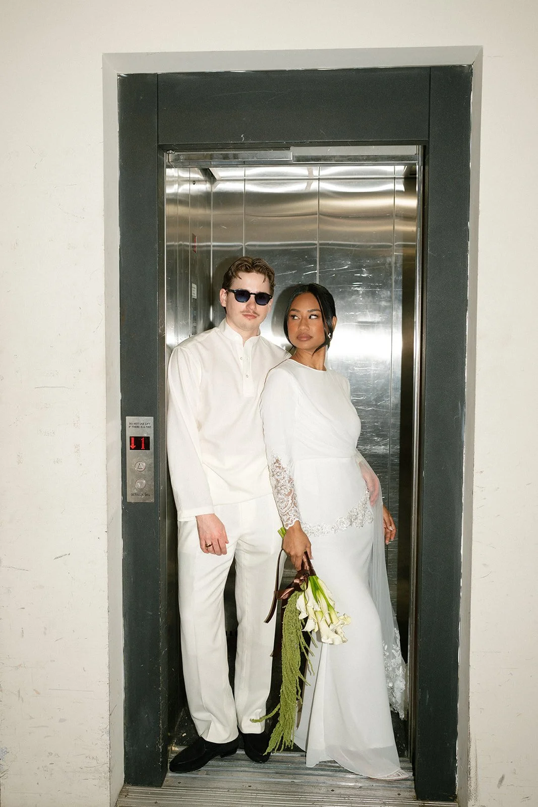 in the lift with bouquet AL-P-60_websize.jpg