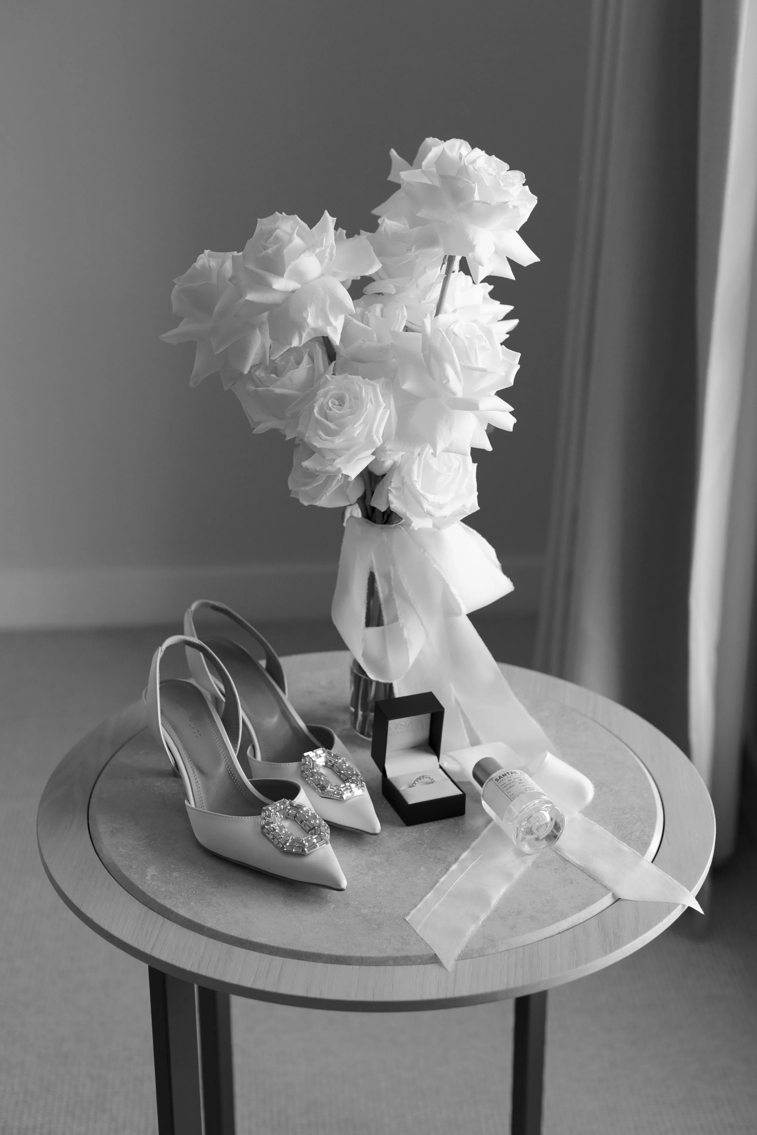 bouquet with shoes and perfume B&W J&D_Sammy&Tom-91.jpg