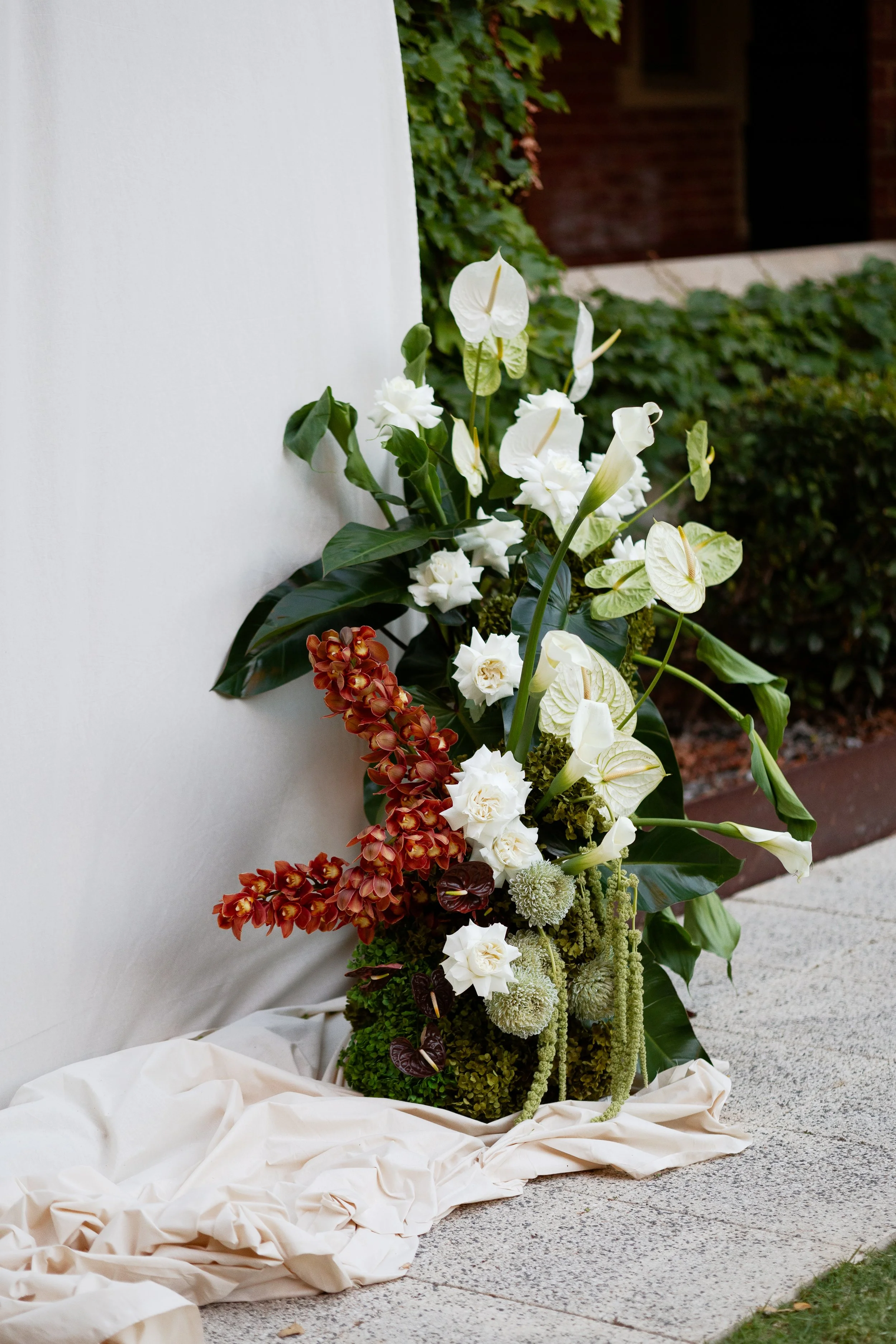 large linen sign floral 0F3A1629-Edit-2.JPG