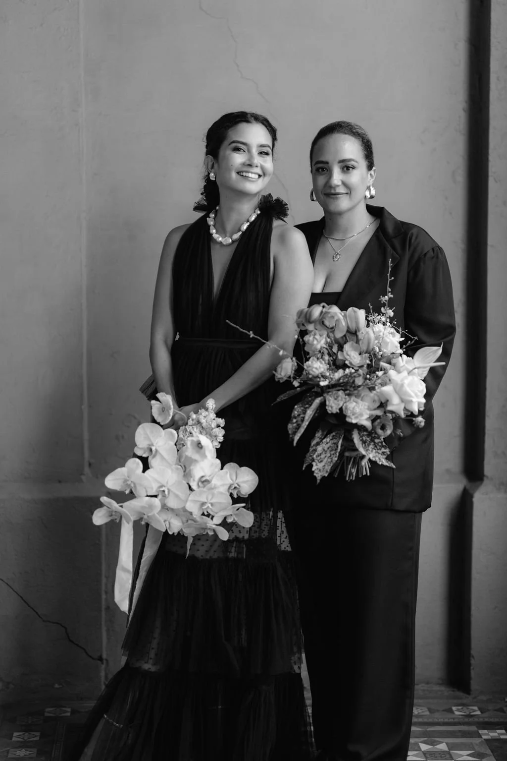 Brides and bouquets B&W 3DMShoot-1000.jpg