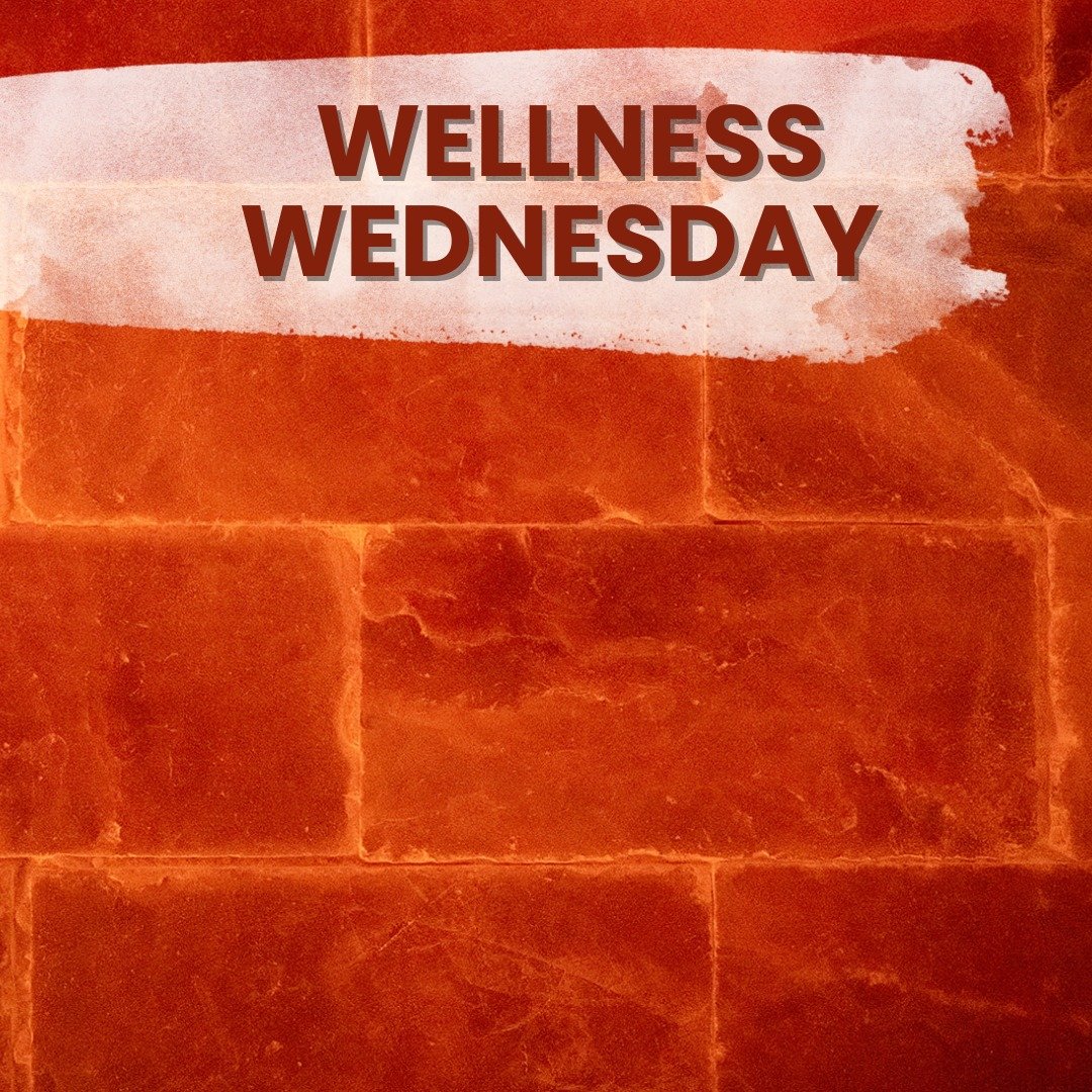 🌿 Wellness Wednesday | Clear the Air 🌿

Breathe easier in the Salt Cave! Microscopic salt particles in the air may help reduce congestion, soothe irritated airways, and support overall respiratory wellness.

Our Salt Cave provides a unique wellness