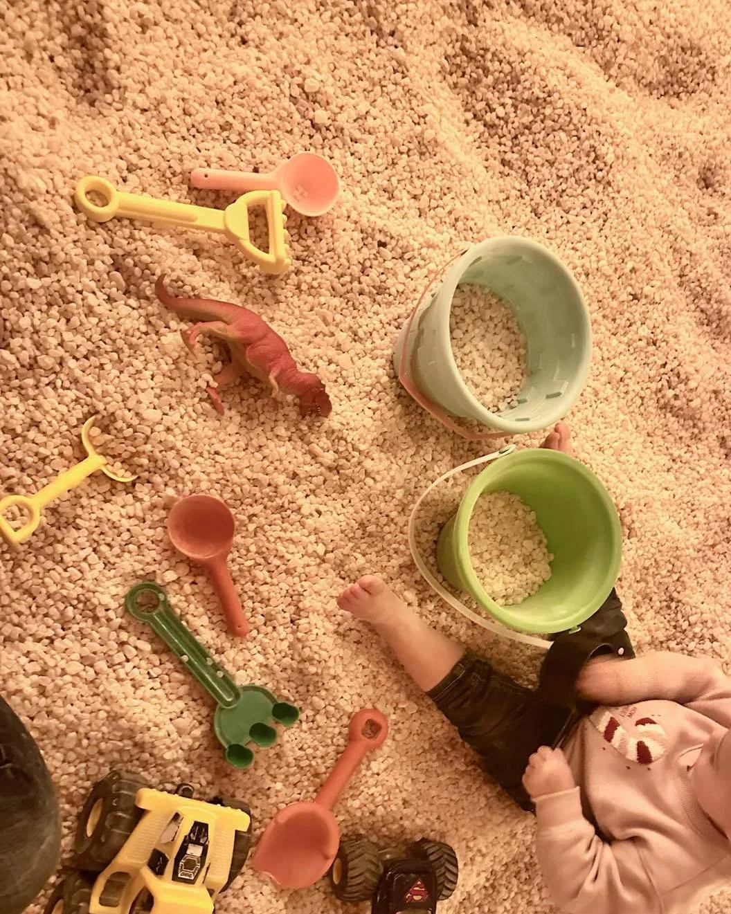 🌟 Toddler Time at The Salt Cave of Alaska 🌟

Bring your littles in for a fun and relaxing experience made just for them! 🧂👶

Come make memories, meet other families, and enjoy some peaceful playtime in the cave! 💛 Wednesdays at 11am Only $12pp


