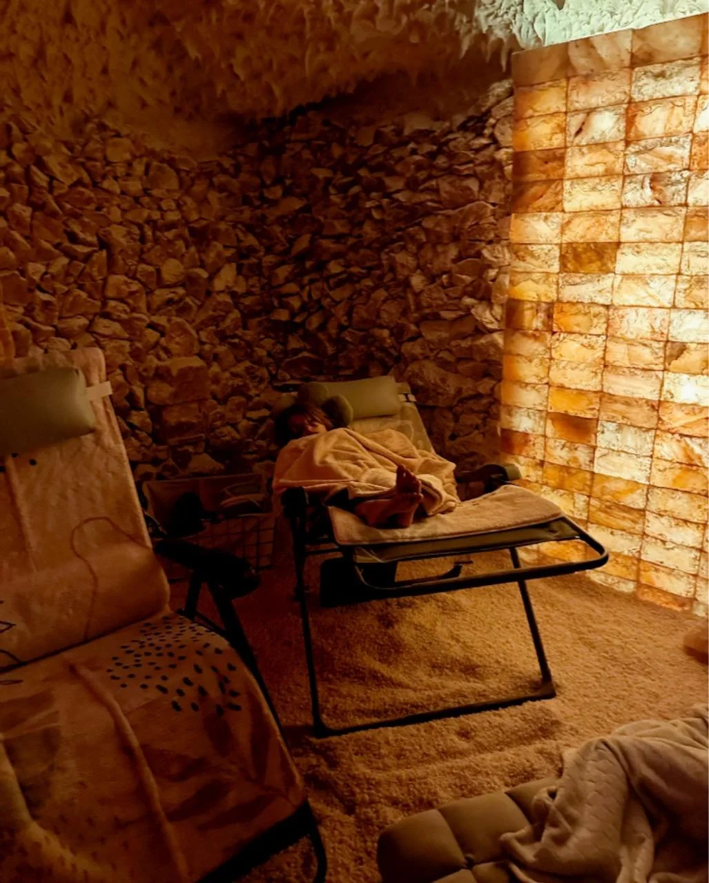 ✨ Guided Meditation &amp; Reiki Tonight ✨

Take time to slow down, recharge, and reconnect in the peaceful atmosphere of the Salt Cave.

🧘 Guided Meditation + Reiki with Patrice 
🕕 Tonight at 6:00 PM
📍 The Salt Cave of Alaska

Allow yourself to re