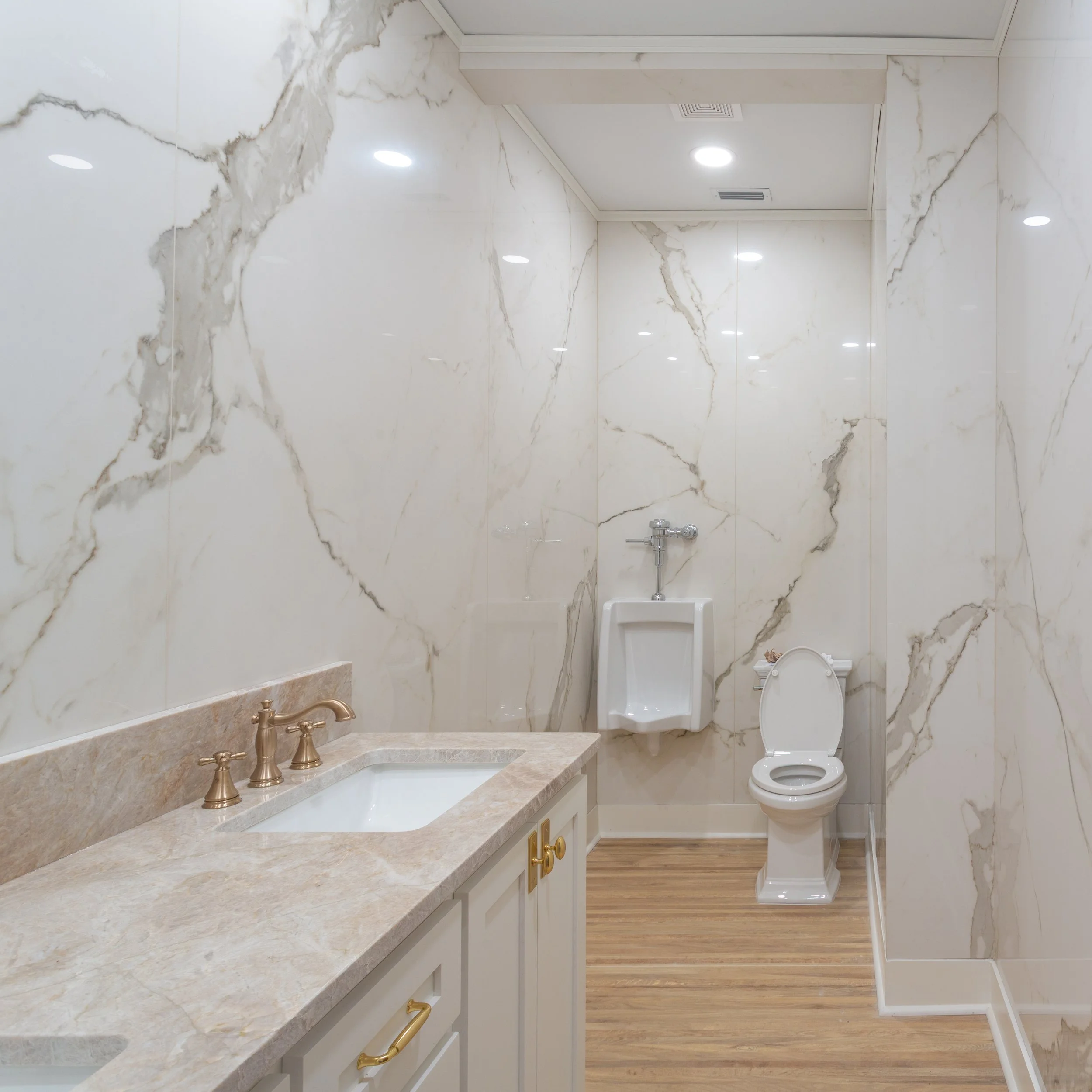 2025 1653 Government St (15 of 18).jpg