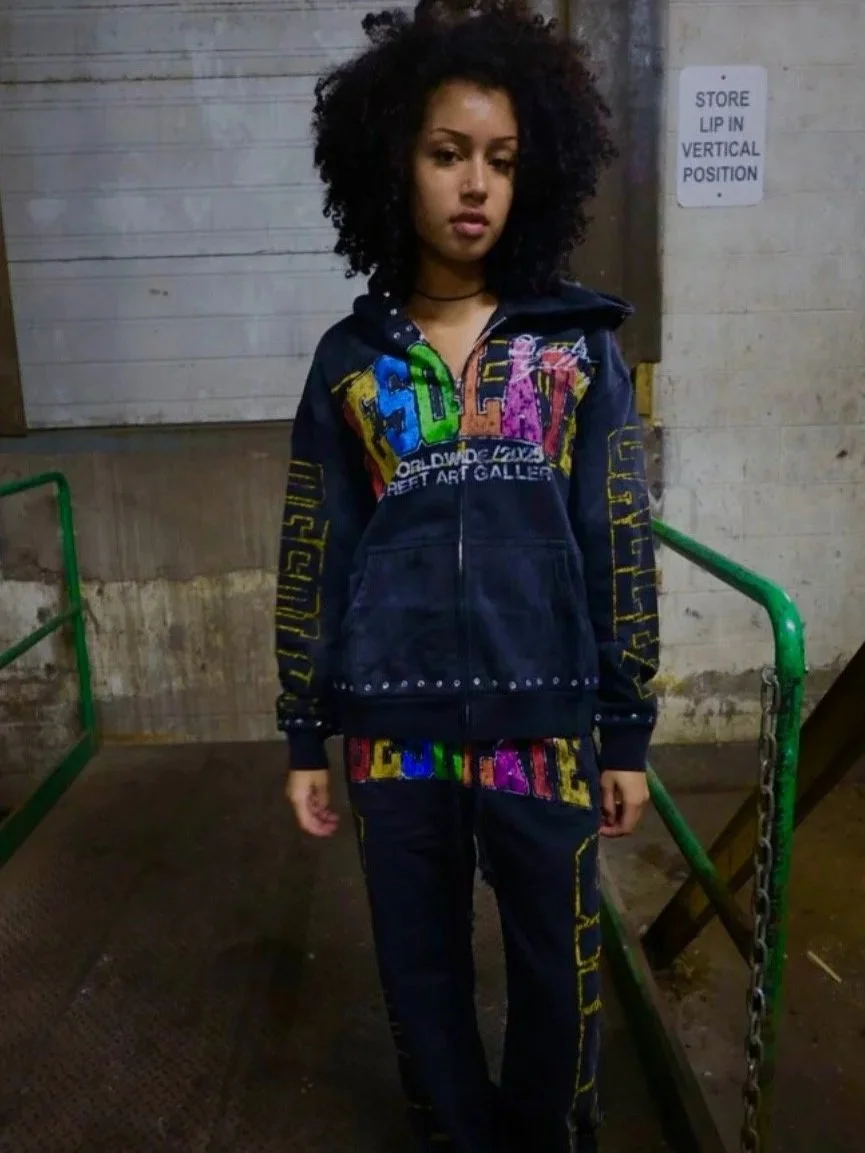 GRAPHITTI SWEATSUIT