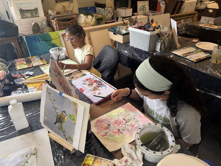 Kids and teens learning to paint at Knoxville Art Studio