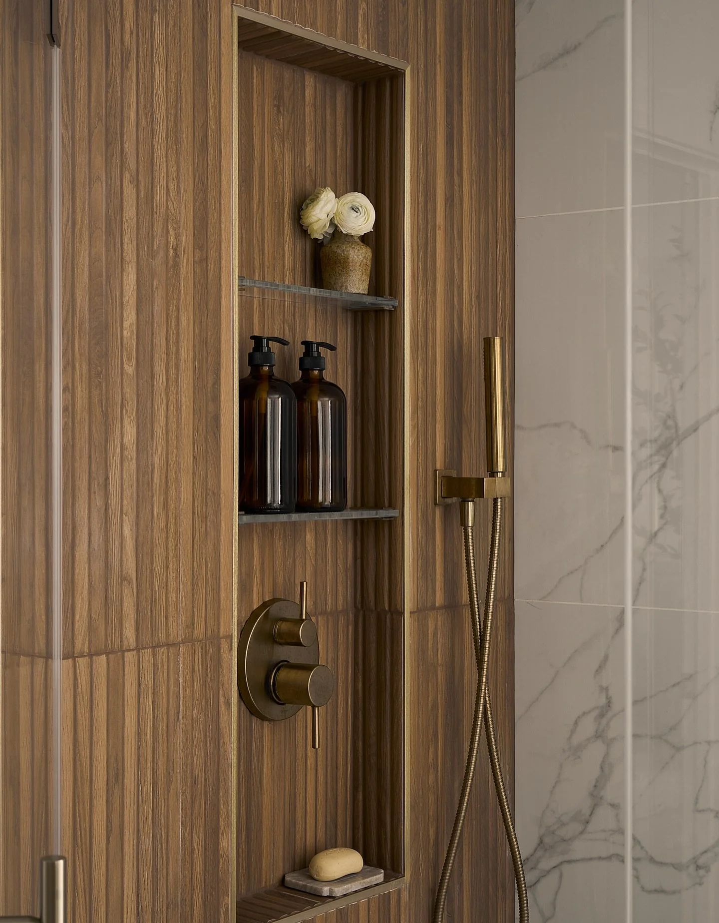 One of my favorite detail shots from a recent shoot with @_studio.b.interiors. Loved the textures here (and a nice break from managing tile reflections 😂).

&hellip;
 
Photo by and copyright @briandistadphoto. Written permission is required for use.