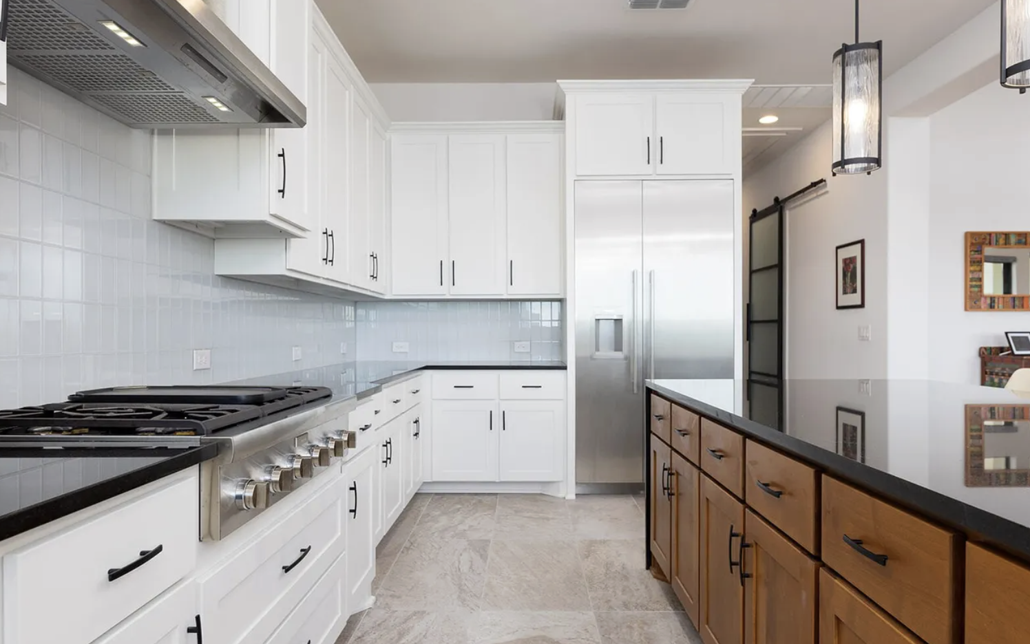 27 Mariposa Pkwy E Boerne, TX 78006 Kinchen space