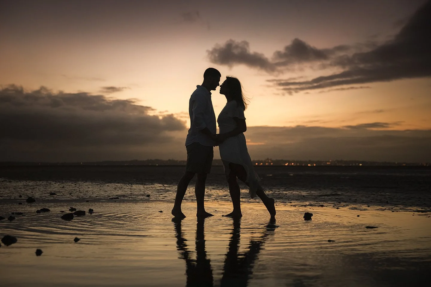 Engagement photographer, wedding photographer, couple photographer, silhouette photographer.jpg