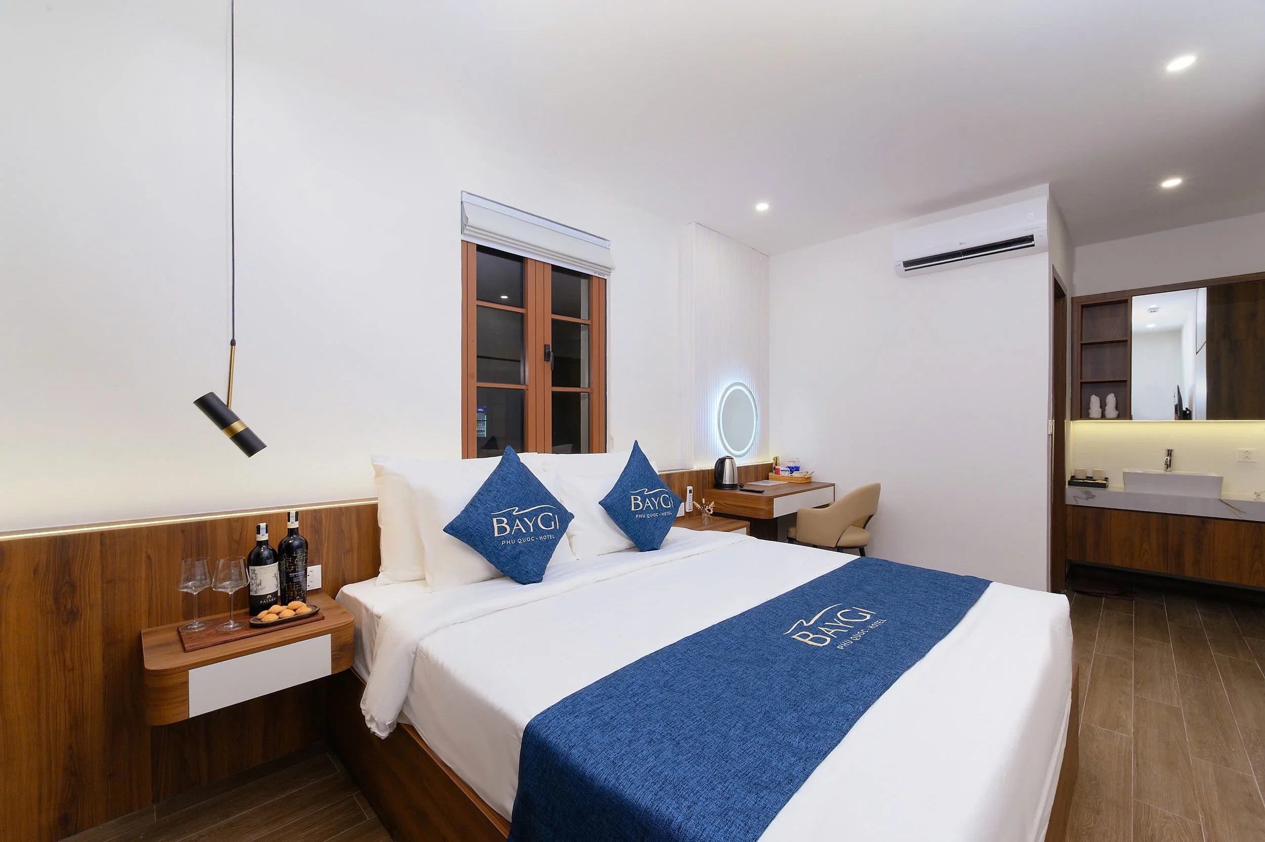 Suite at BayGi Sunset Town
