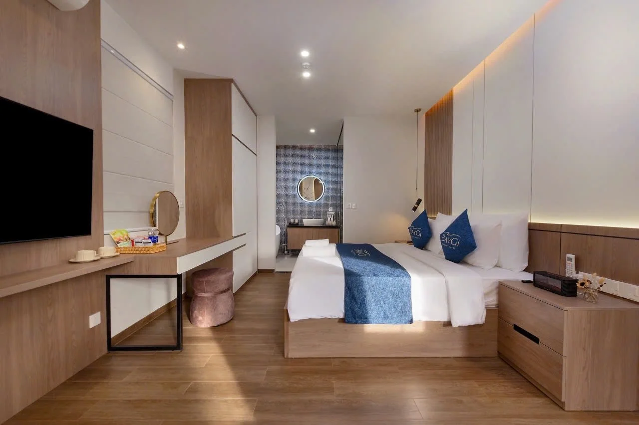 BayGi Sunset Town room interior