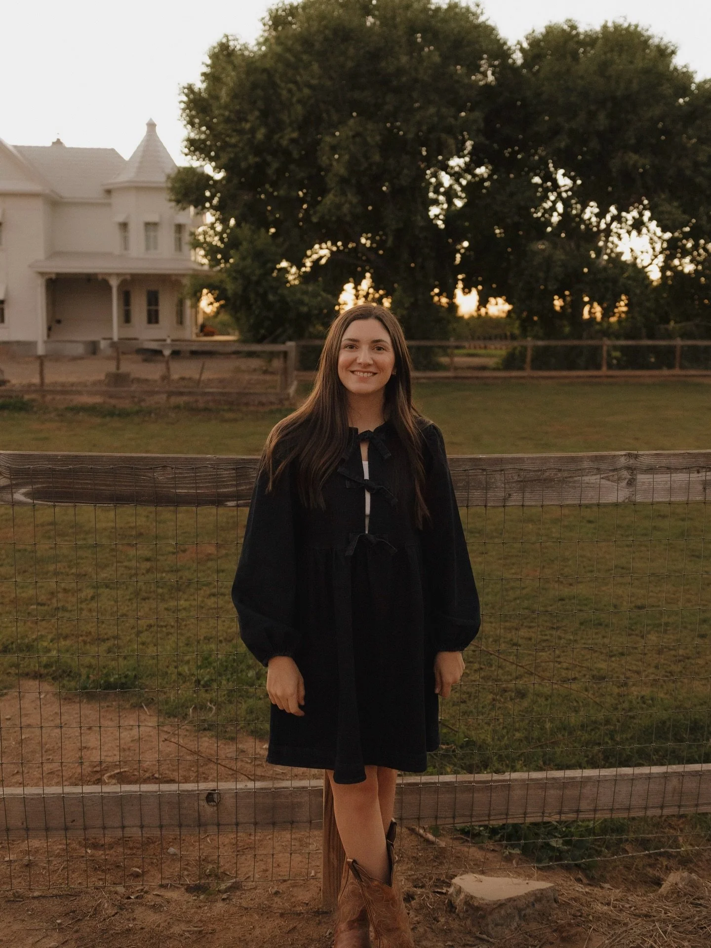 Hi! 👋

My name is Ashley and I'm the owner of REPAZ! It makes me so happy to go the extra mile for my clients. I would appreciate your business for your next listing! You can check out pricing on my website and shoot me a DM with any questions!