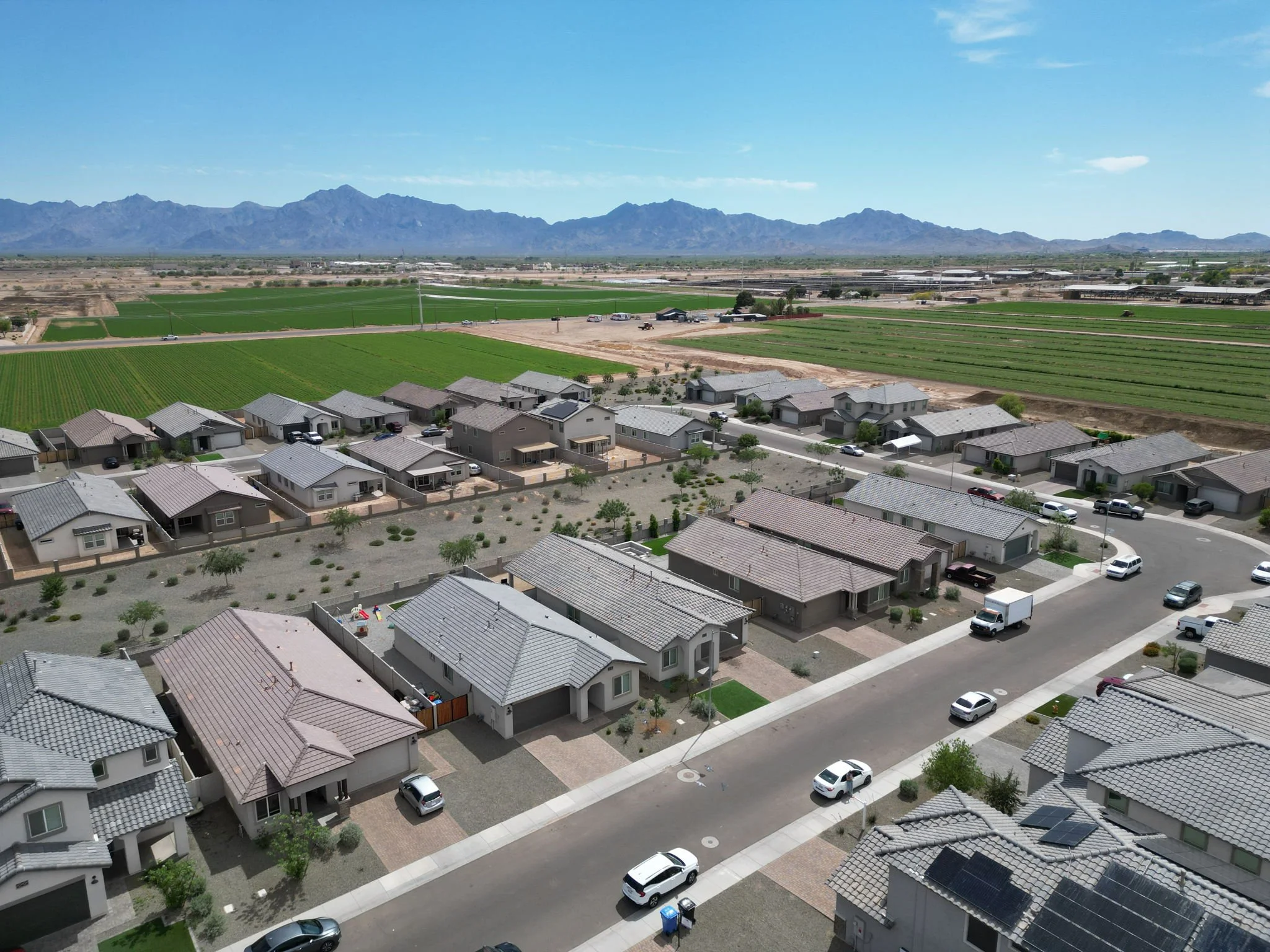 49-web-or-mls-8429 W Atlantis Way-40.jpg