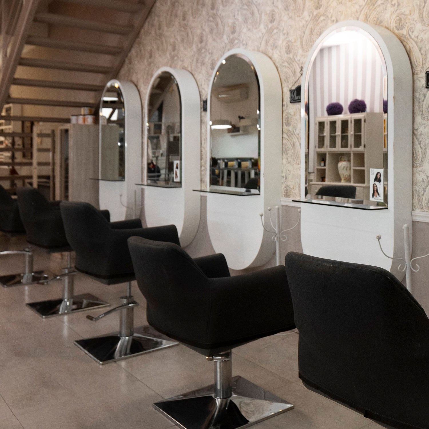 interior-latino-hair-salon.jpg