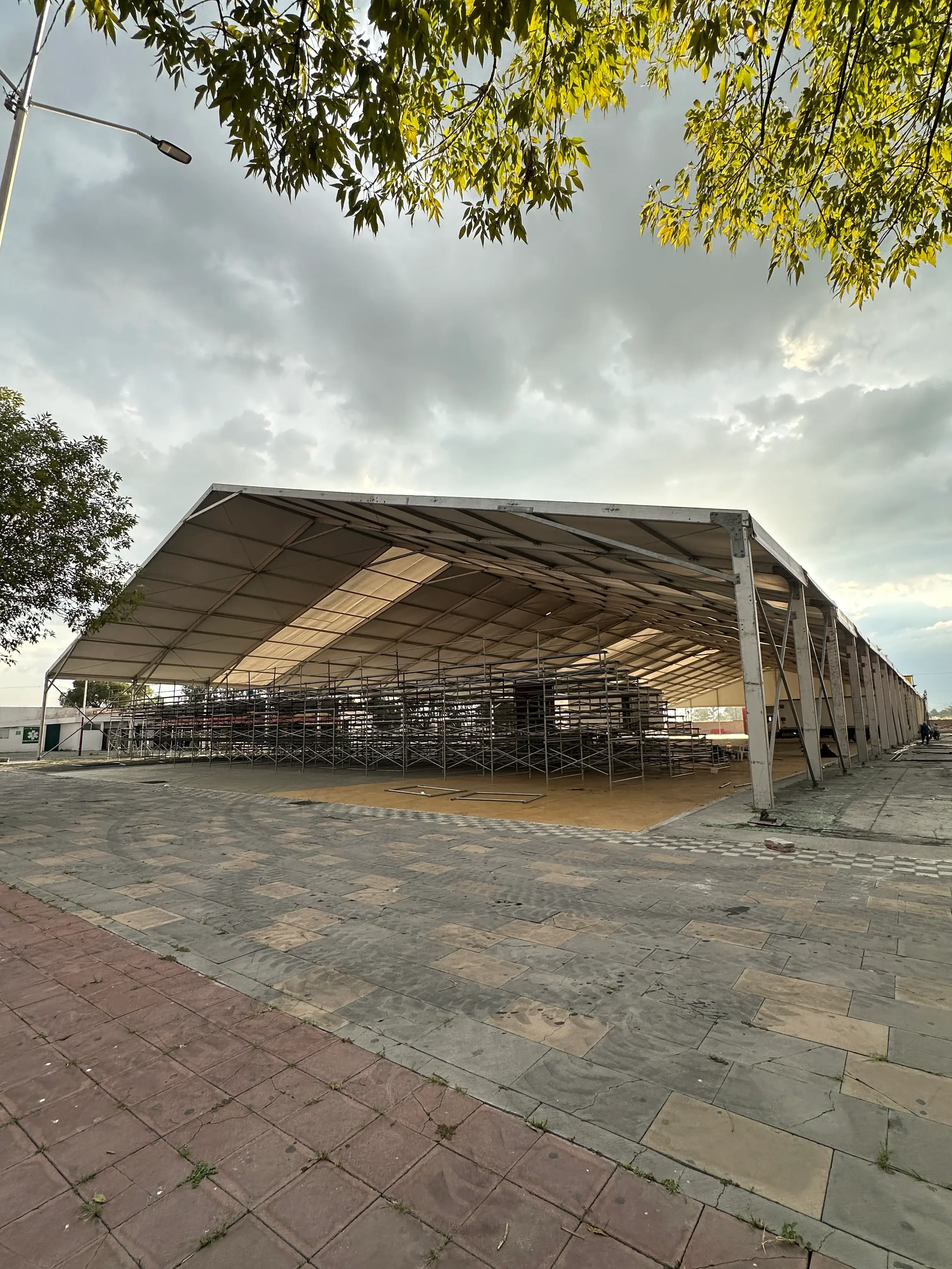 Gradas montaje en carpa