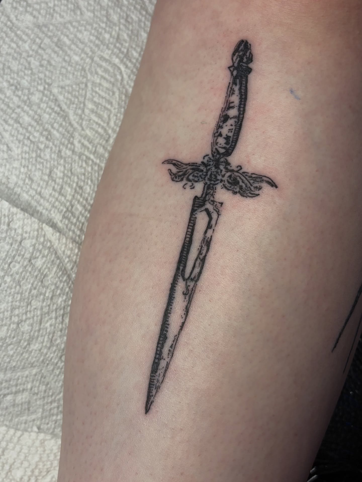 More work on custom sleeve for zoey!!

I am so excited to show yall this after the love i got from the scissors on zoey!!
I ended up using my smallest needle yet and i'm obsessed, i would love to do some more fineline delicate details 

Booking Janua