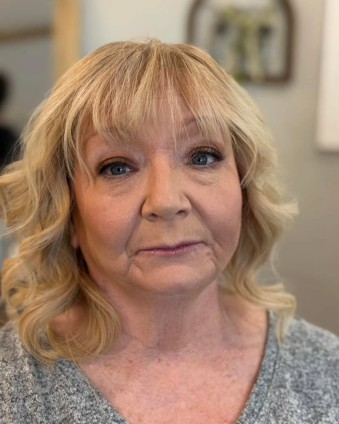 Soft, classic glam for mature skin ✨

This look focuses on smooth, even skin, gentle warmth, and soft eye definition that enhances natural features without feeling heavy. Perfect for moms of the bride, grandmothers, or anyone wanting timeless, confid