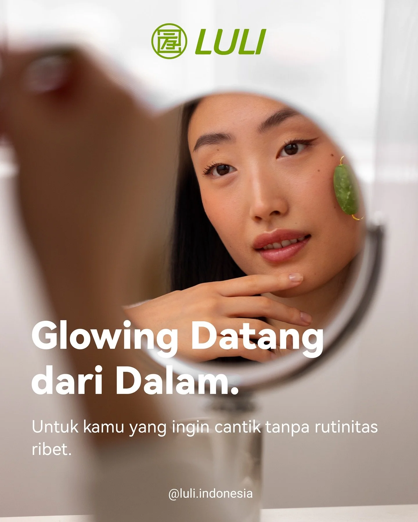 Kadang beauty regime terbaik itu bukan tentang seberapa lengkap produkmu, tapi bagaimana kamu ngerawat diri dari dalam dan luar secara seimbang. ✨

Setiap hari kita punya ritme kecil yang membentuk glow kita, cara tidur, cara bergerak, cara makan, da