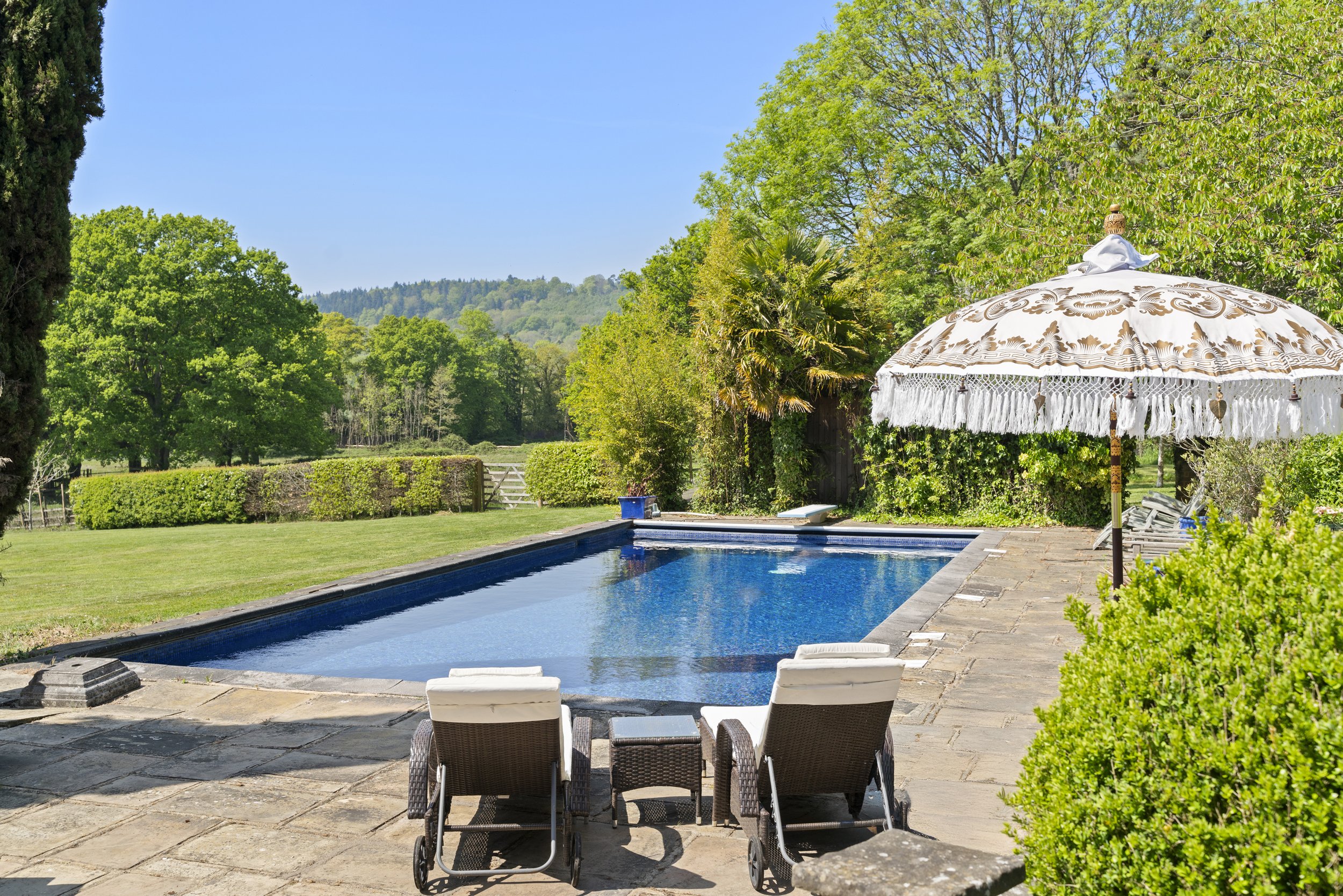 23 - Barrihurst House GU6.jpg