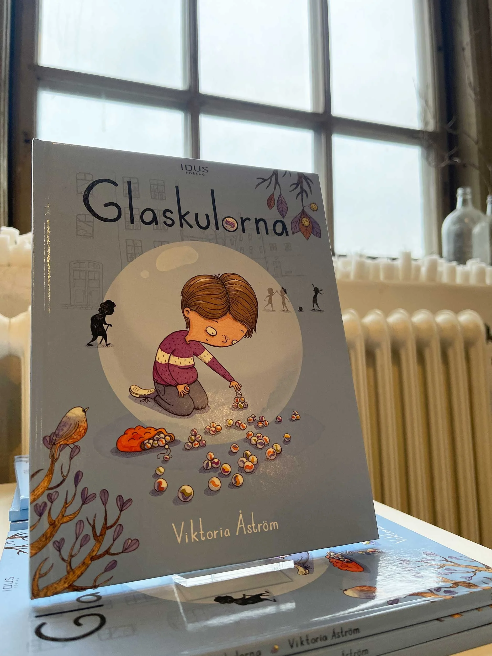 Glaskulorna ( The Marbles ) - My children's book