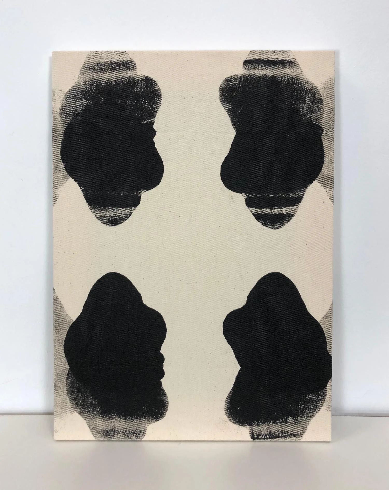 P6, 2019
46x33 cm.
Acrílico sobre tela

250,00 €