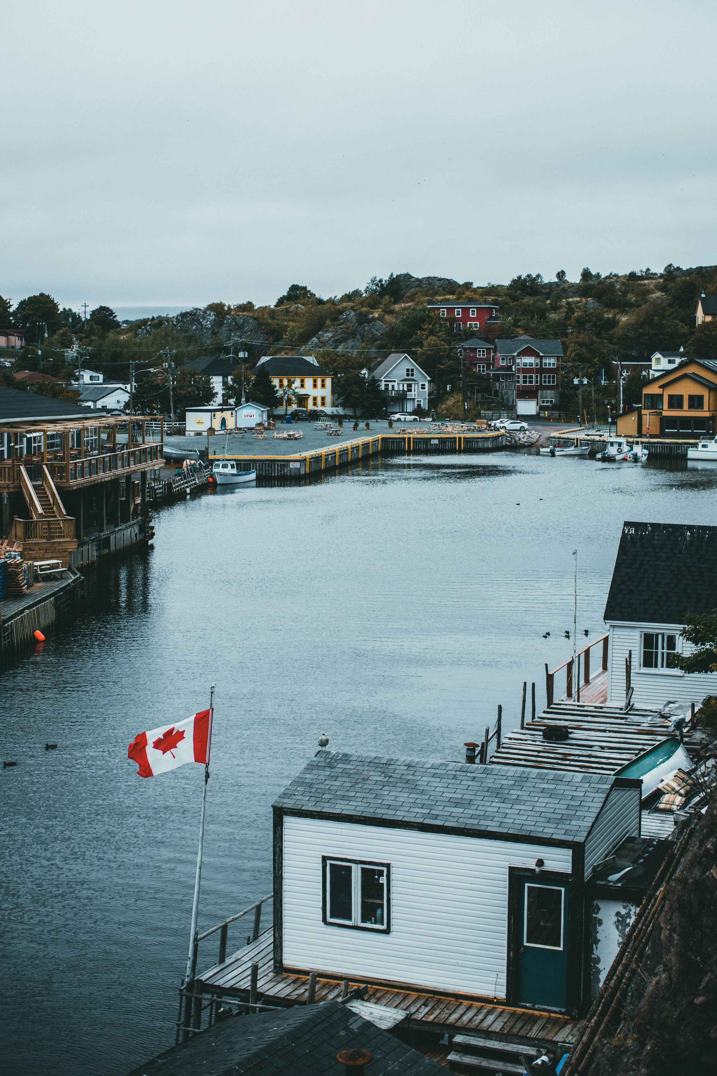 Can I Live in Canada on Passive Income? What the System Actually Says