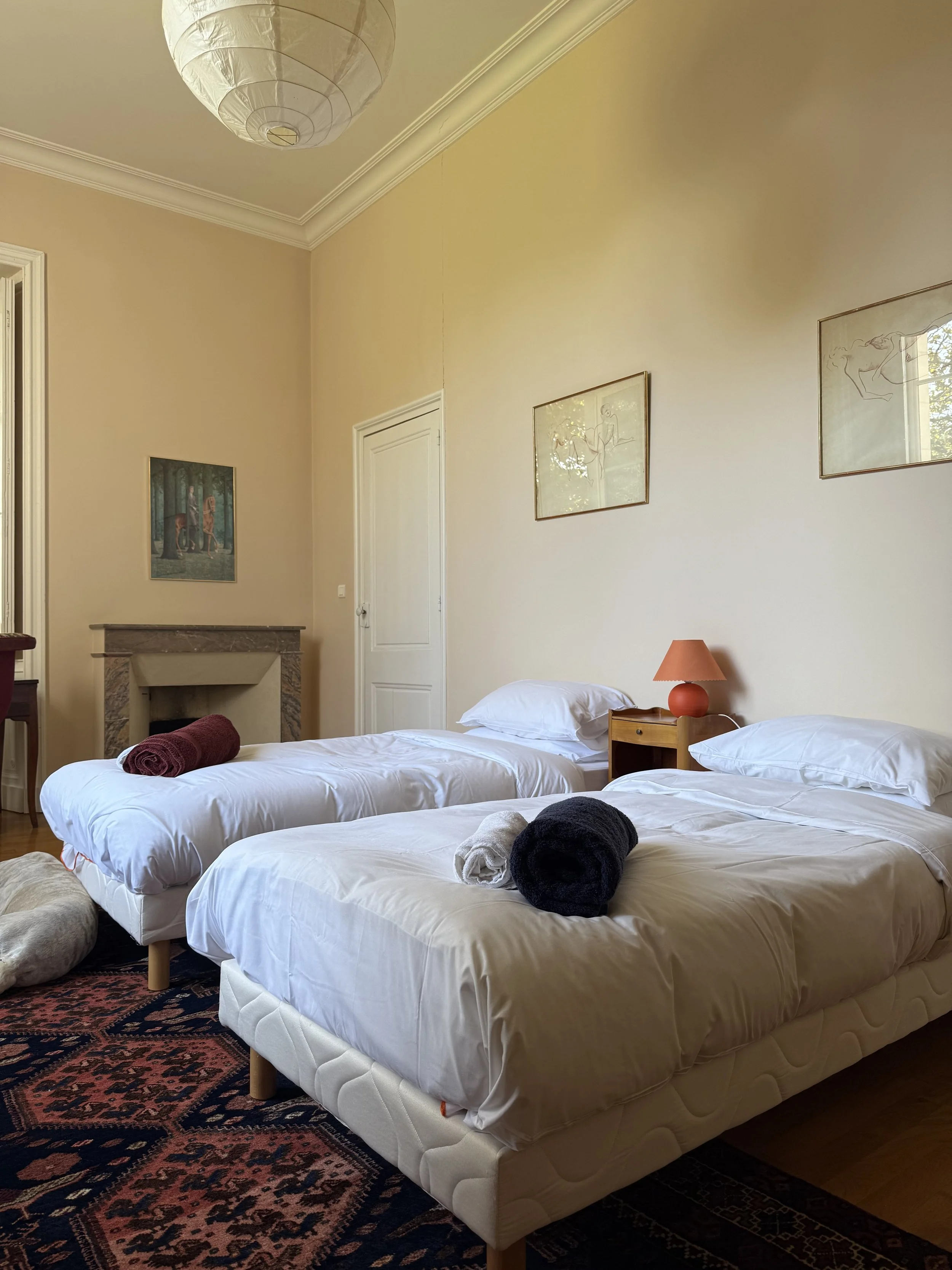 3- Château Dressing room (bedroom setup).jpeg