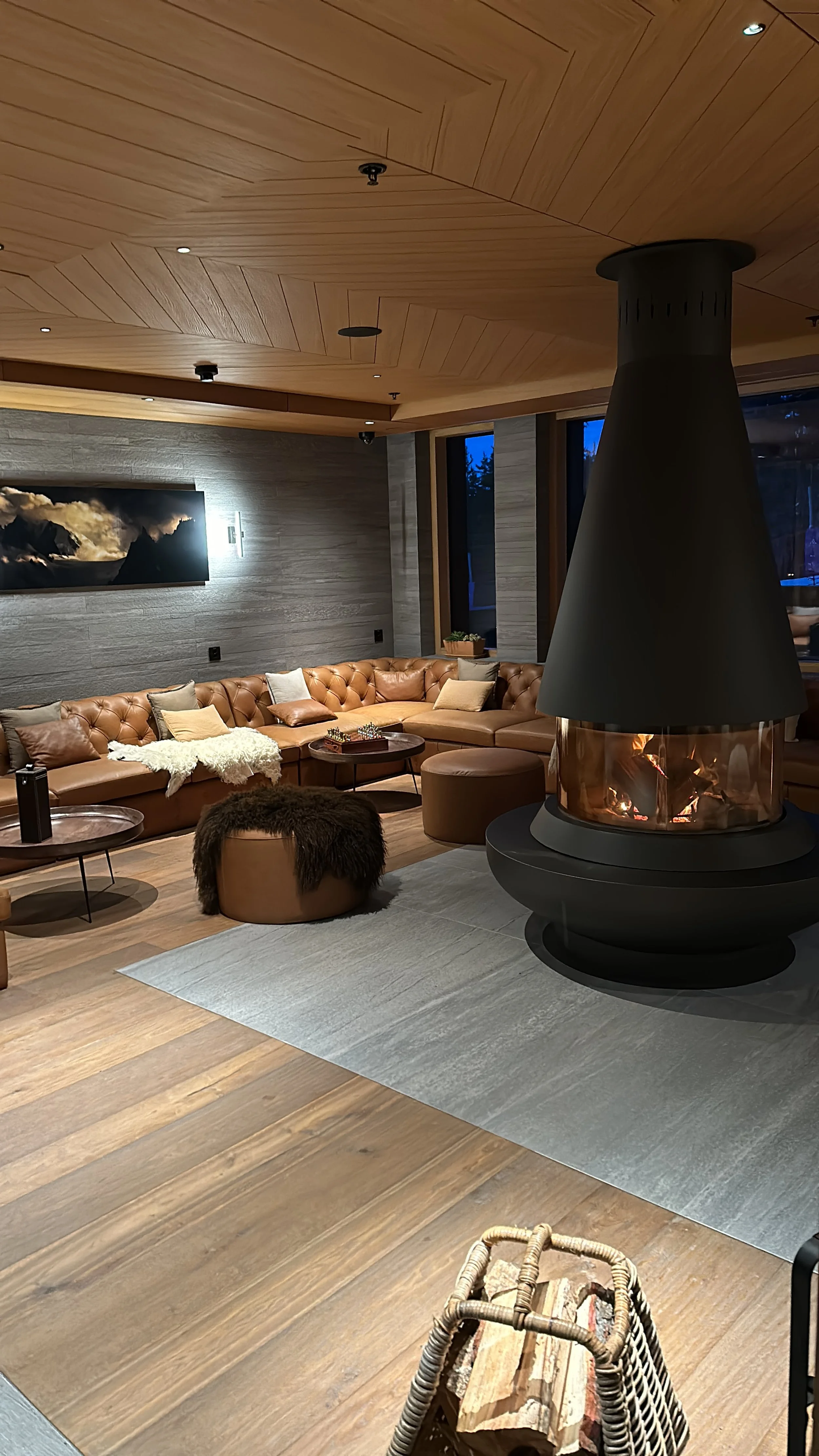 Hotels and Luxury Accommodations