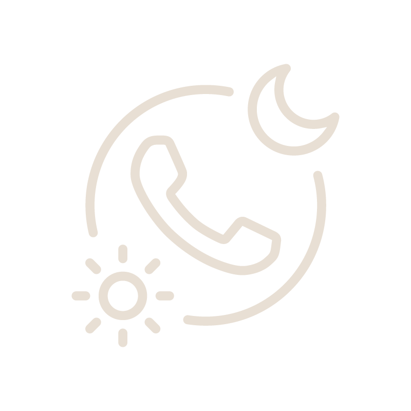 Icono de teléfono con luna, sol y señal de llamada, representando horario nocturno y diurno.