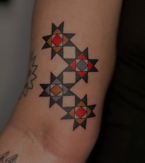 Quilt patter star flash tattoo, Nicole Mort Green River Tattoo Minneapolis