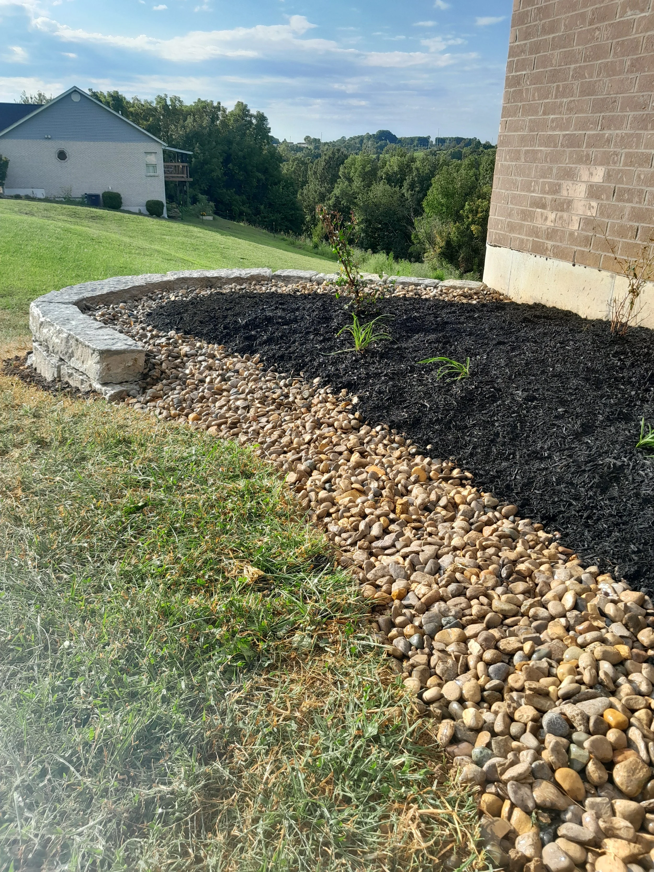 river rock landscape edging