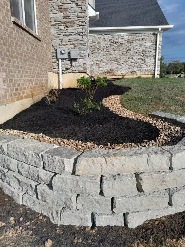 river rock retaining wall