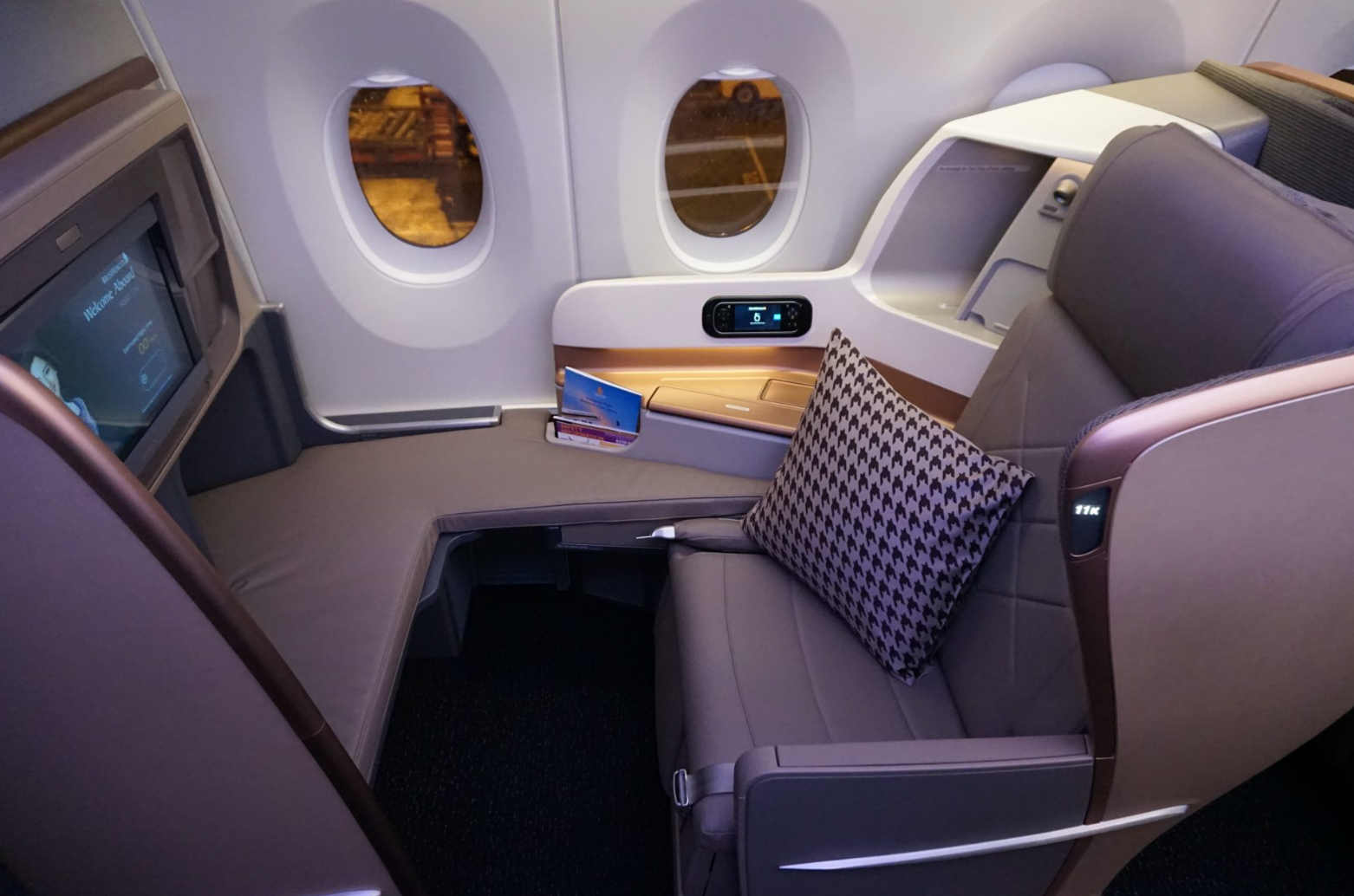A Singapore Airlines A350 business class seat