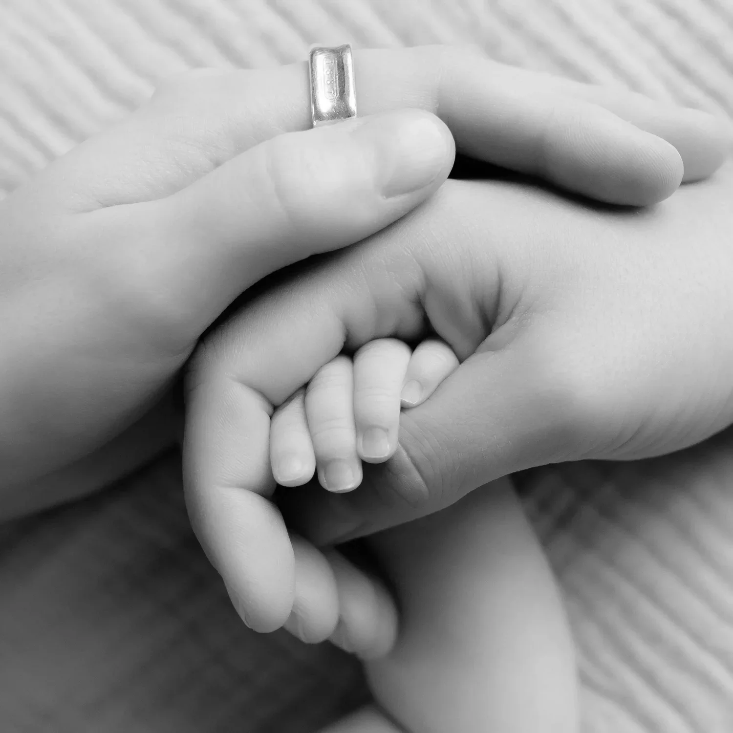 at-home-family-photoshoot-marketharborough.jpg.webp7.jpg.webp