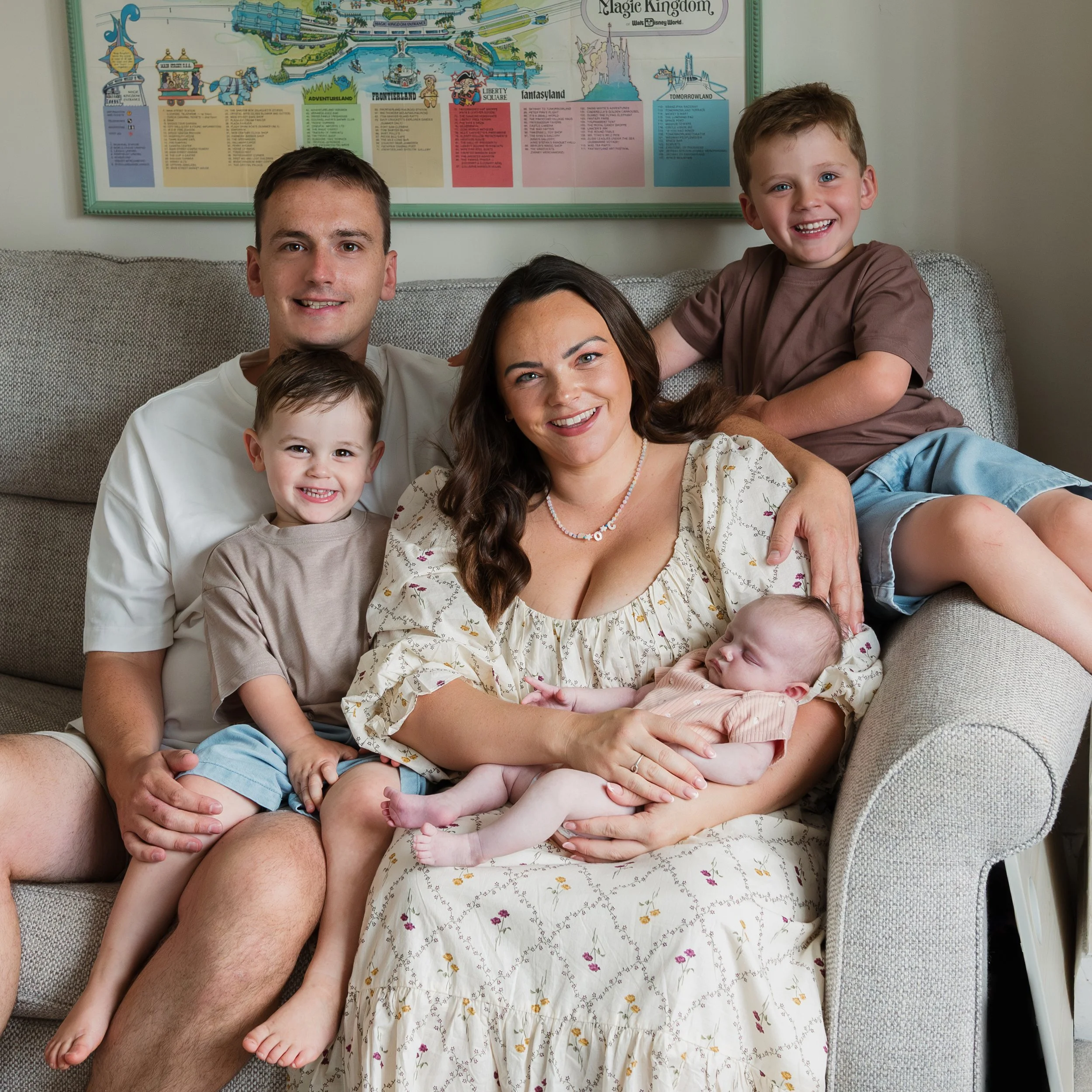 at-home-family-photoshoot-nottingham.jpg
