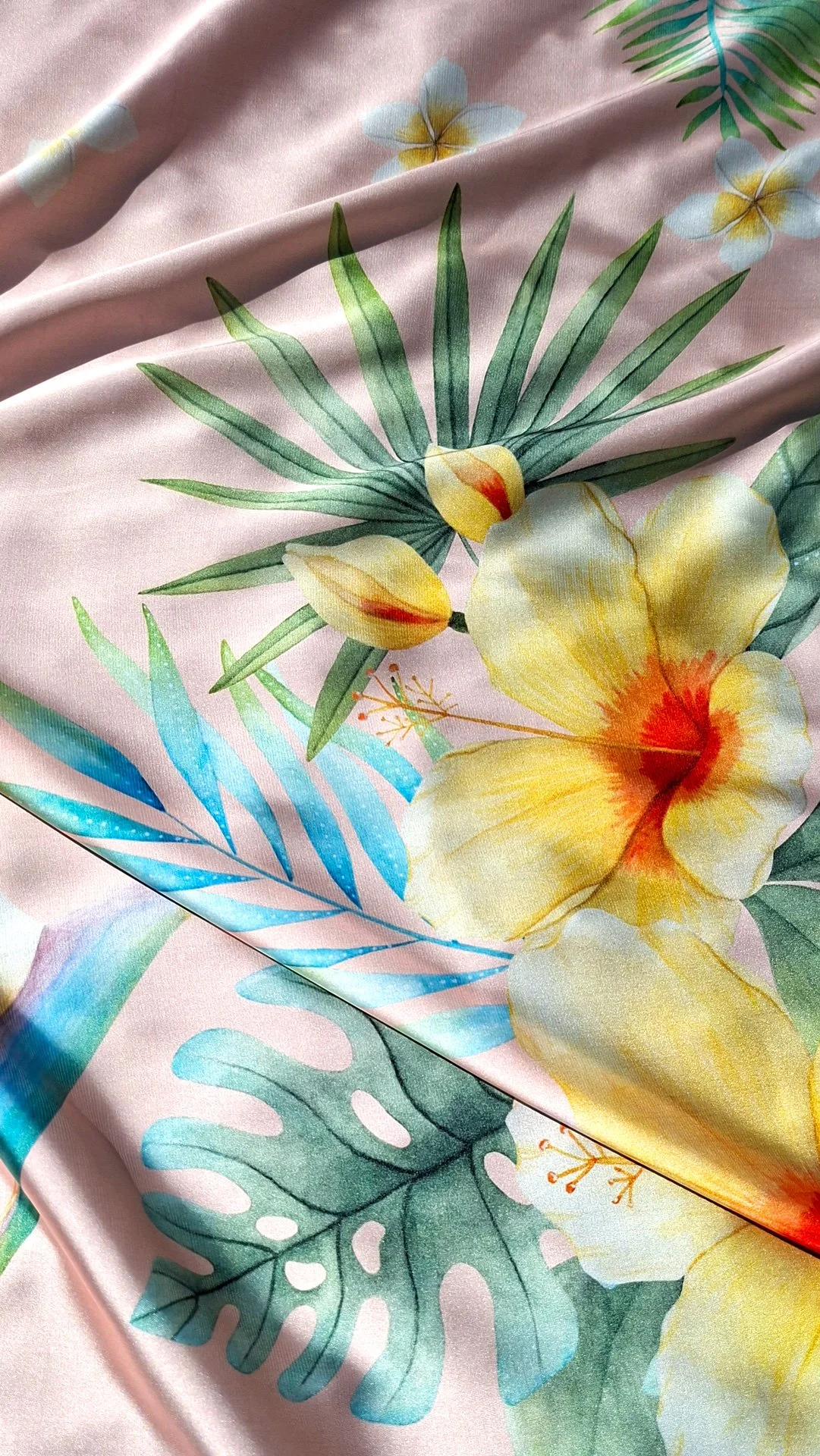 Pañuelo-Tropical-Rosa-Flores-Blancas-Grande_17.jpg