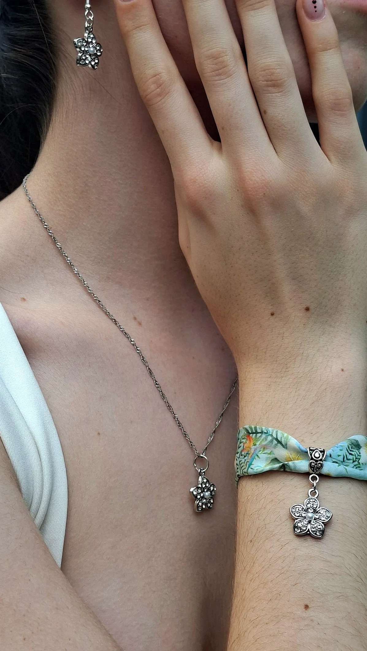 06_Pulsera-Tropical-Flores-Plata_36.jpg