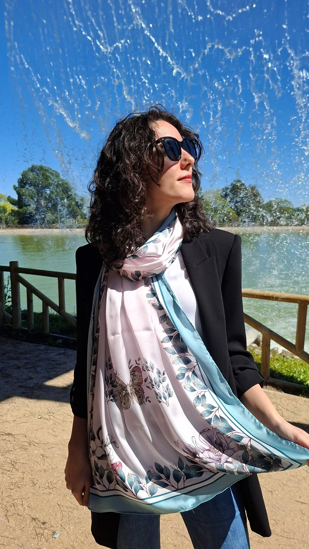 Pañuelo-Alargado-Mariposa_14.jpg