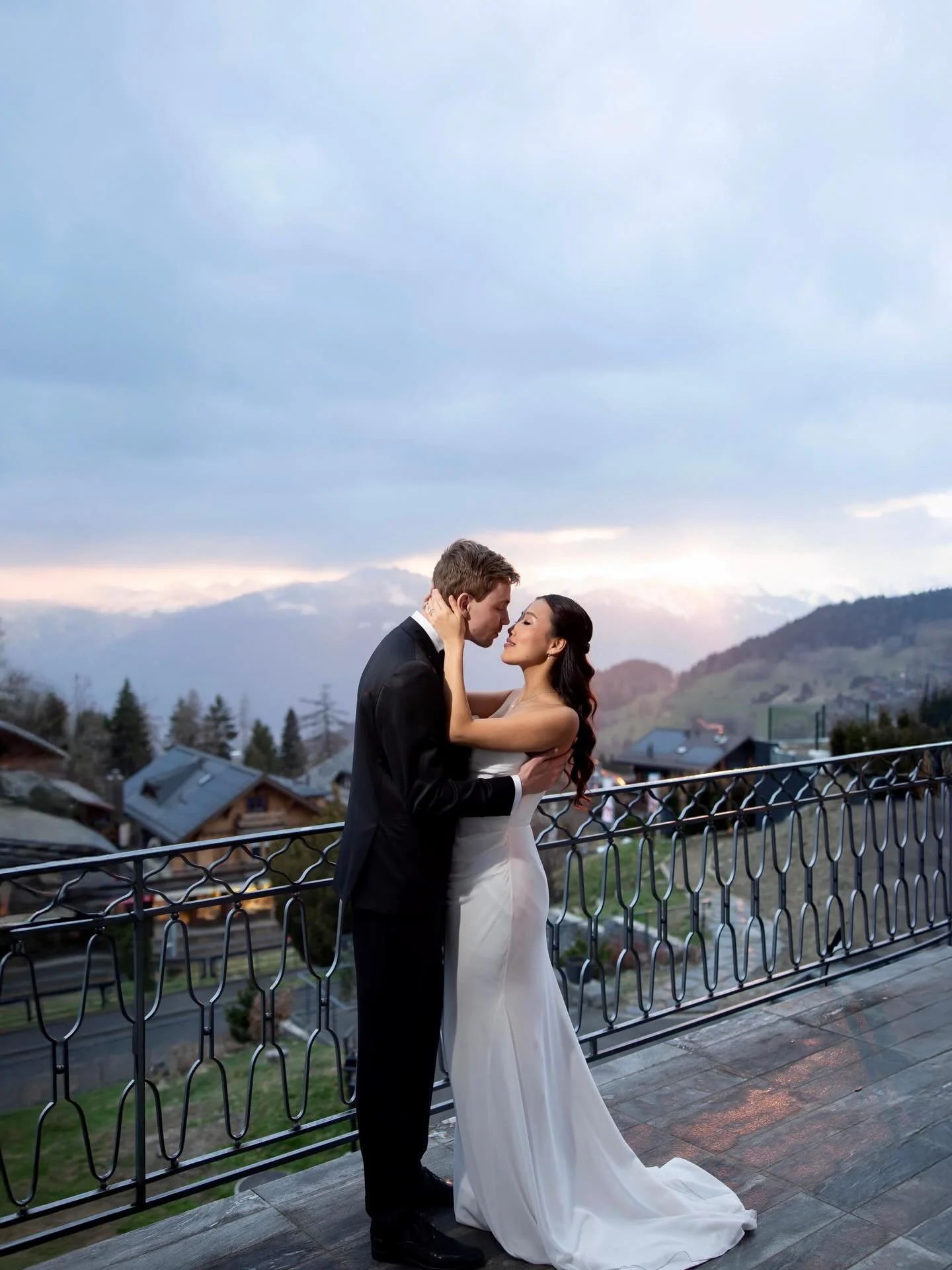 Partner in crime @vantouist 

A big thank you to main hosts and co-hosts for making this dreamy shoot a reality ✨

Main hosts
@switzerlandweddings
@thevillarspalace
@sassywedding
@villarstourisme
Co-Hosts
@peace_love_leigh
@mathilde.ballet_photograph