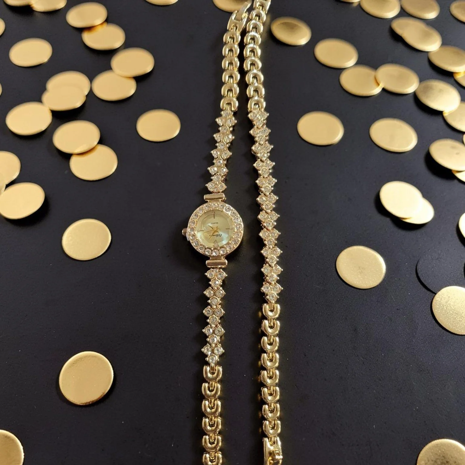 Parure Signature Femme – Montre & Bracelet Plaqué Or