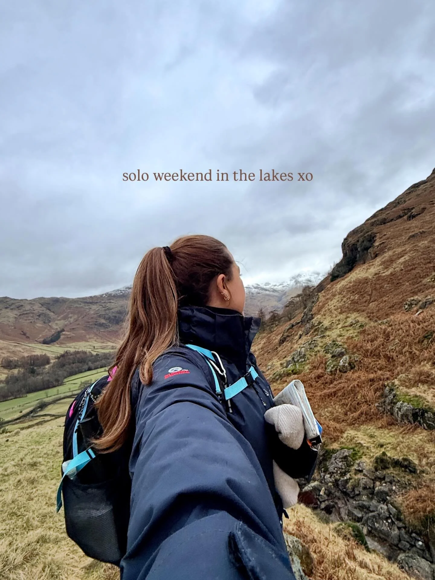 Little solo trips away are becoming one of my fave things to do, and to be honest I think my husband enjoys a couple days of silence at home. Last weekend I headed up to Grasmere in central Lake District, and it is such a cute village. The kind of pl