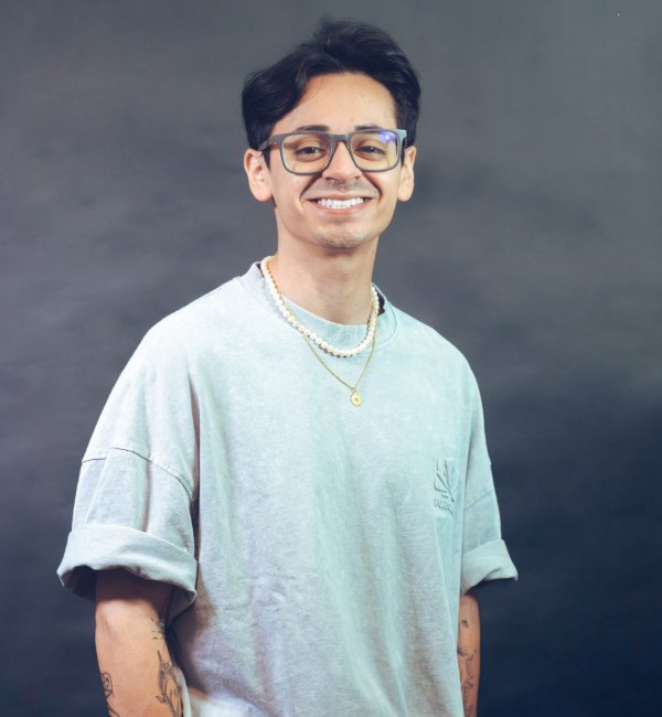 Head shot of Isiah Munoz instructor for hip hop