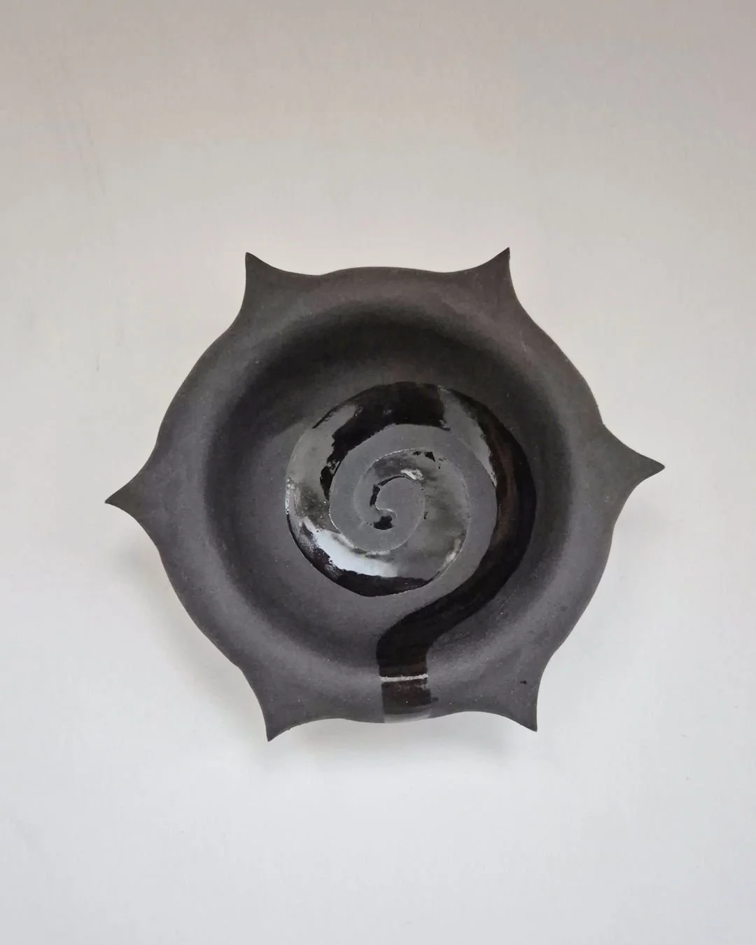 Bramble Vide-poche

Hand built in stoneware, this vide poche is made by Marjorie Broudieu in Amsterdam. The form is deliberate and grounded, balancing function with an aesthetic inspired by Broudieu&rsquo;s interest in Surrealist thought. 

Now avail