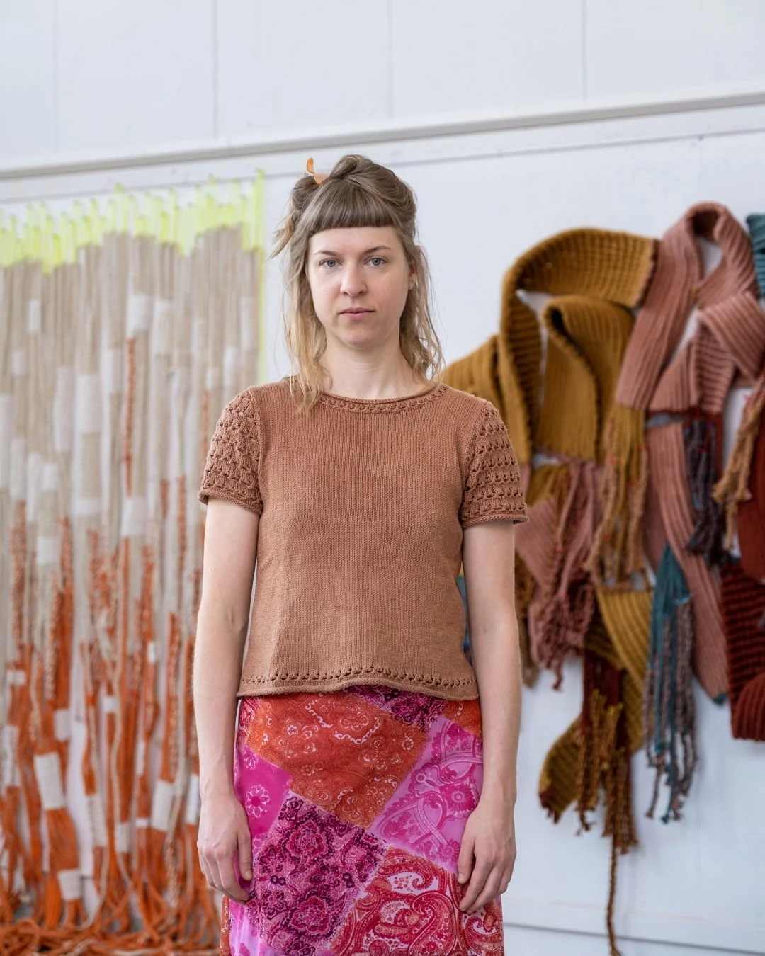 Introducing our conversations with Sofie Karlsson, a textile artist based in Sweden who works with weaving, ropemaking, and macram&eacute; knotting. Her practice is rooted in women&rsquo;s historiography and unfolds in dialogue with domestic and DIY 